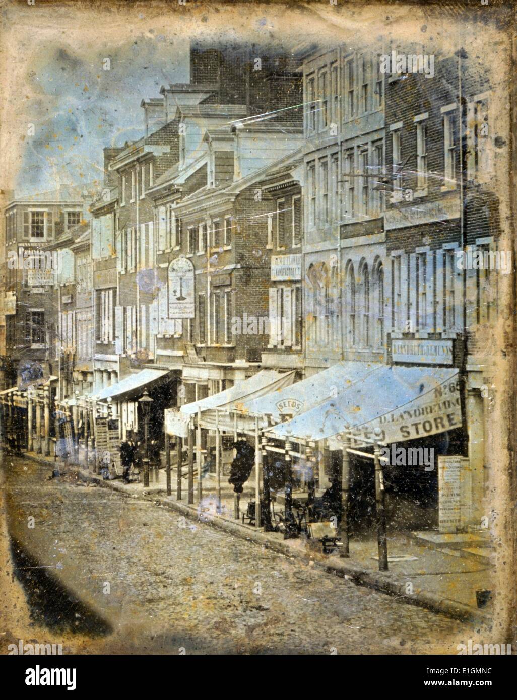 Photographie prise du côté nord de la rue, entre la 2e Rue et 3e Rue, Philadelphie, Pennsylvanie. Photographié par William G Mason. Datée 1843 Banque D'Images