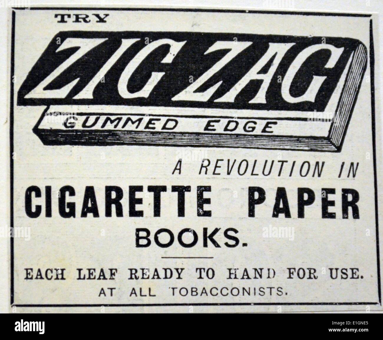 Publicité pour des papiers à cigarettes Zig-Zag dans ''l'Illustrated London News'', Londres, 1900. Banque D'Images