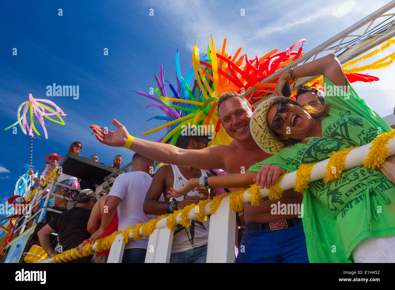 Gay Pride Parade 2014 Maspalomas Banque D'Images