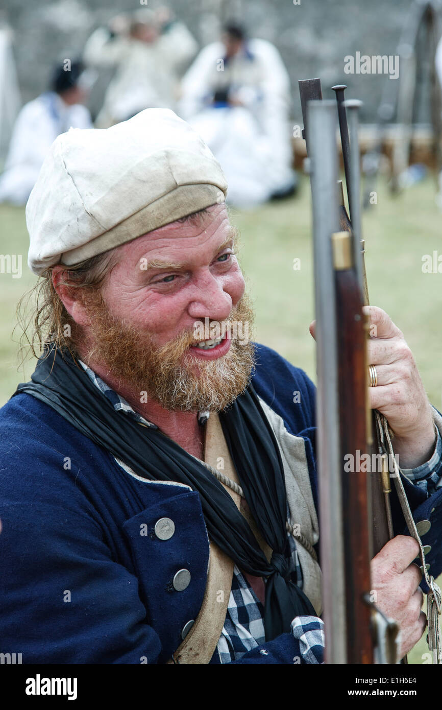 Reenactor militaire portant des uniformes fin des années 1700, San Felipe del Morro Castle (années 1540-1786), Site Historique National de San Juan, Puerto Rico Banque D'Images