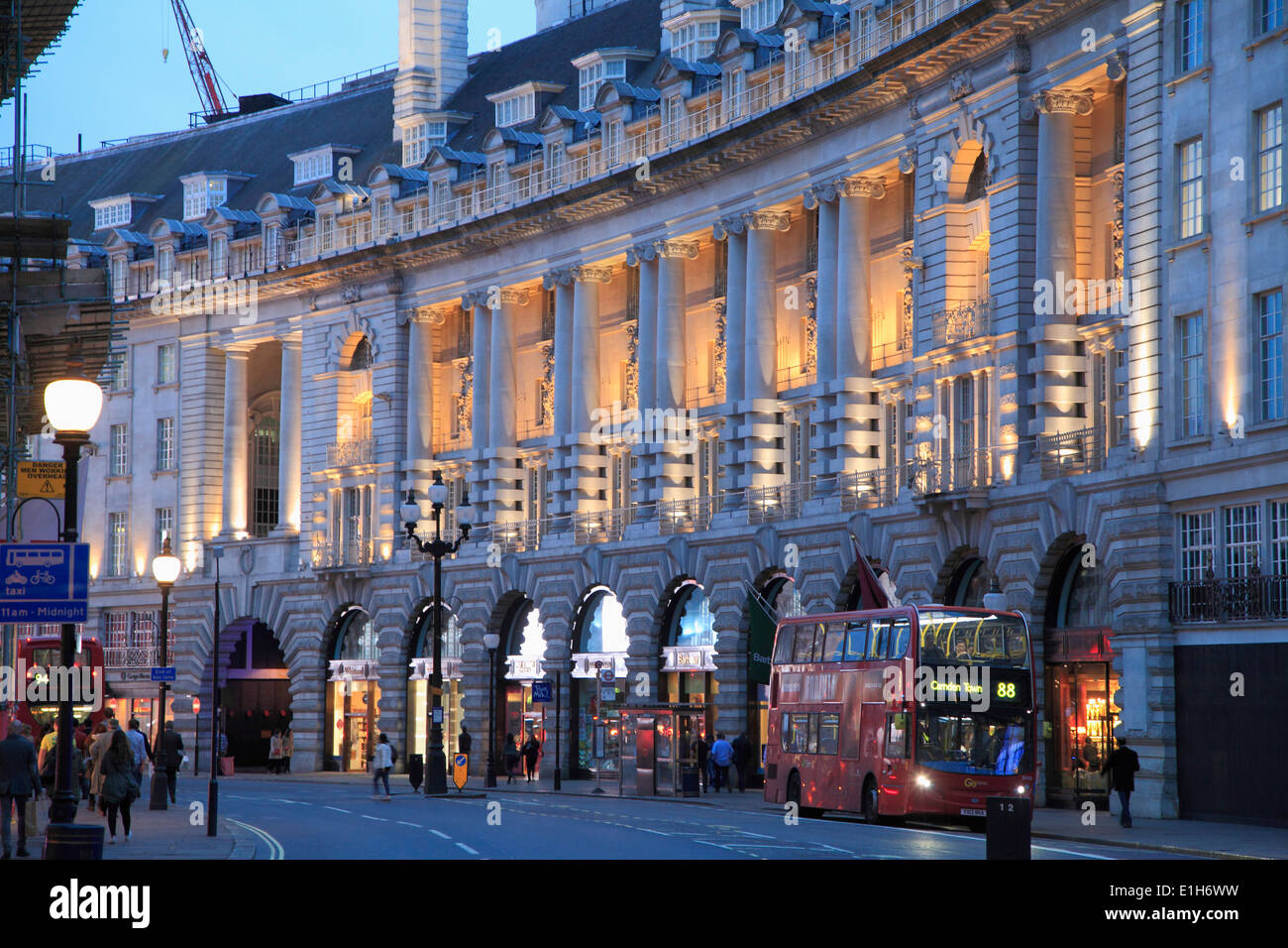 Royaume-uni, Angleterre, Londres, Regent Street, boutiques, l'architecture, Banque D'Images