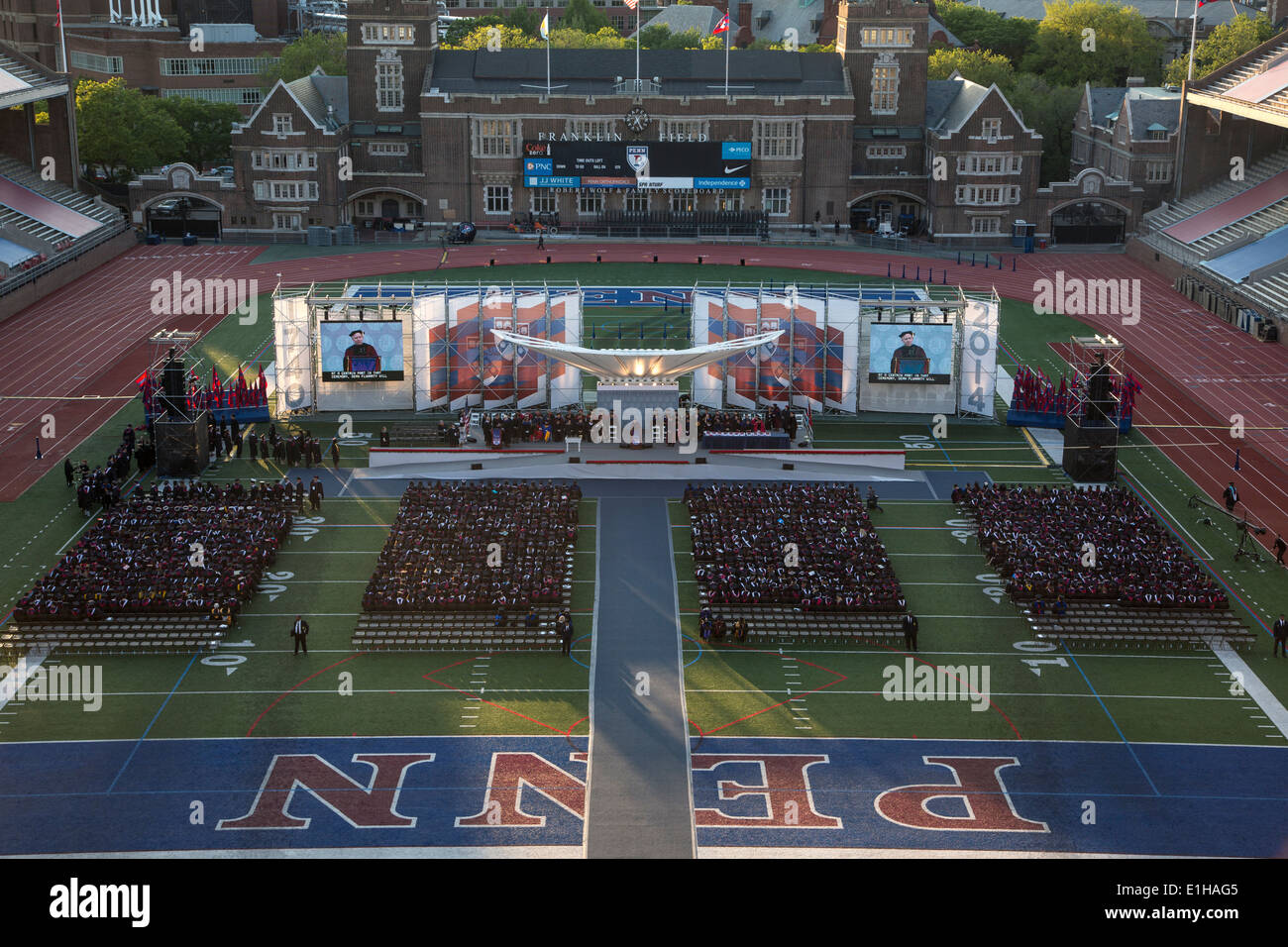 Cérémonie pour les étudiants en sciences humaines de l'Université de Pennsylvanie, Franklin Field Stadium, Philadelphie, USA Banque D'Images