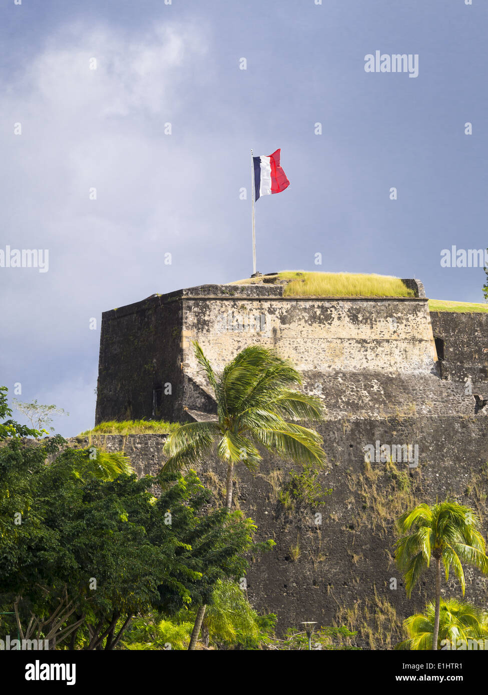 Caraïbes, Antilles, Lesser Antilles, Martinique, Fort-de-France, d'un drapeau, le fort Louis Banque D'Images