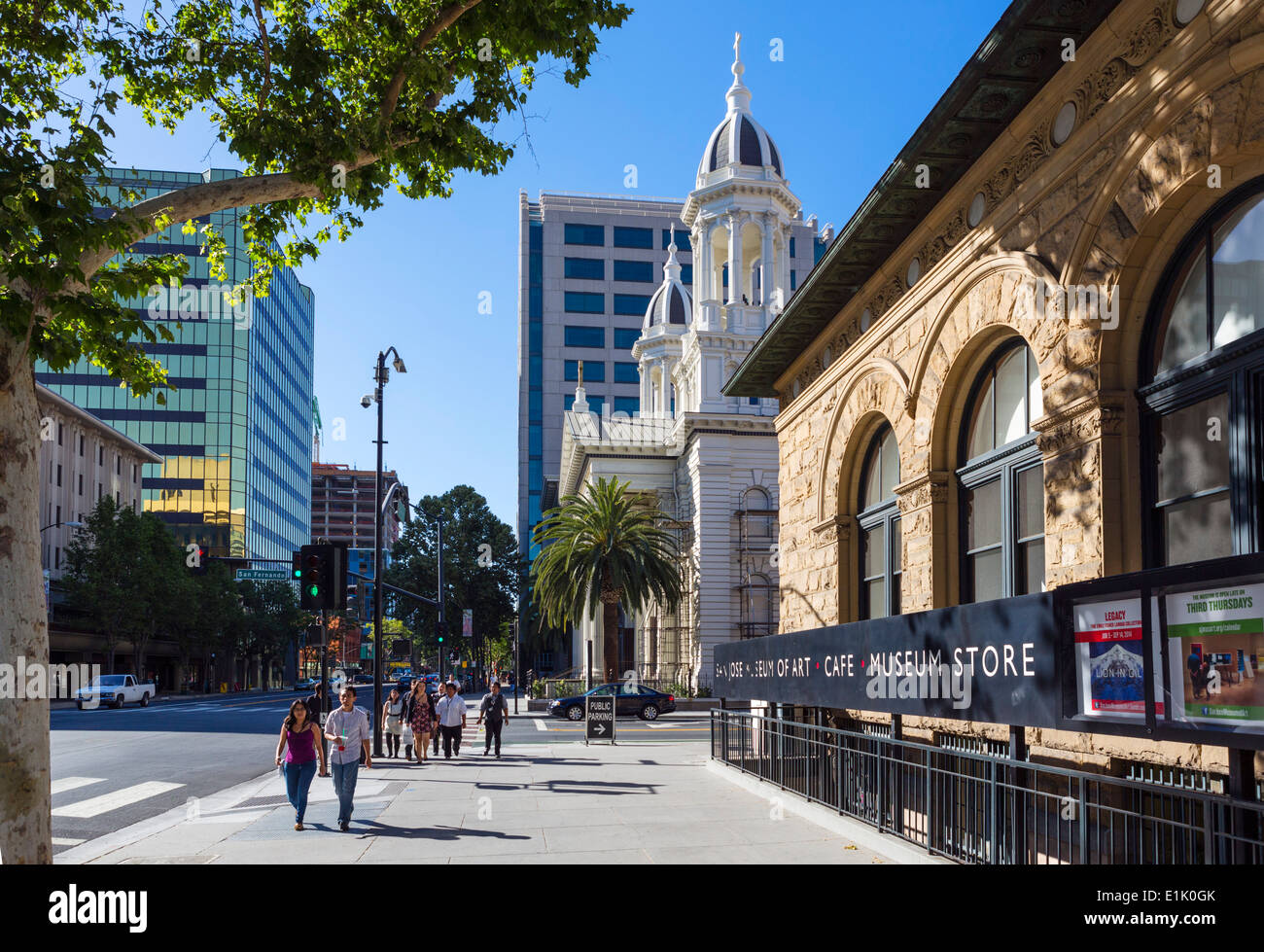 La Cathédrale et le Musée d'Art sur Market Street dans le centre-ville de San Jose, le comté de Santa Clara, Californie, USA Banque D'Images