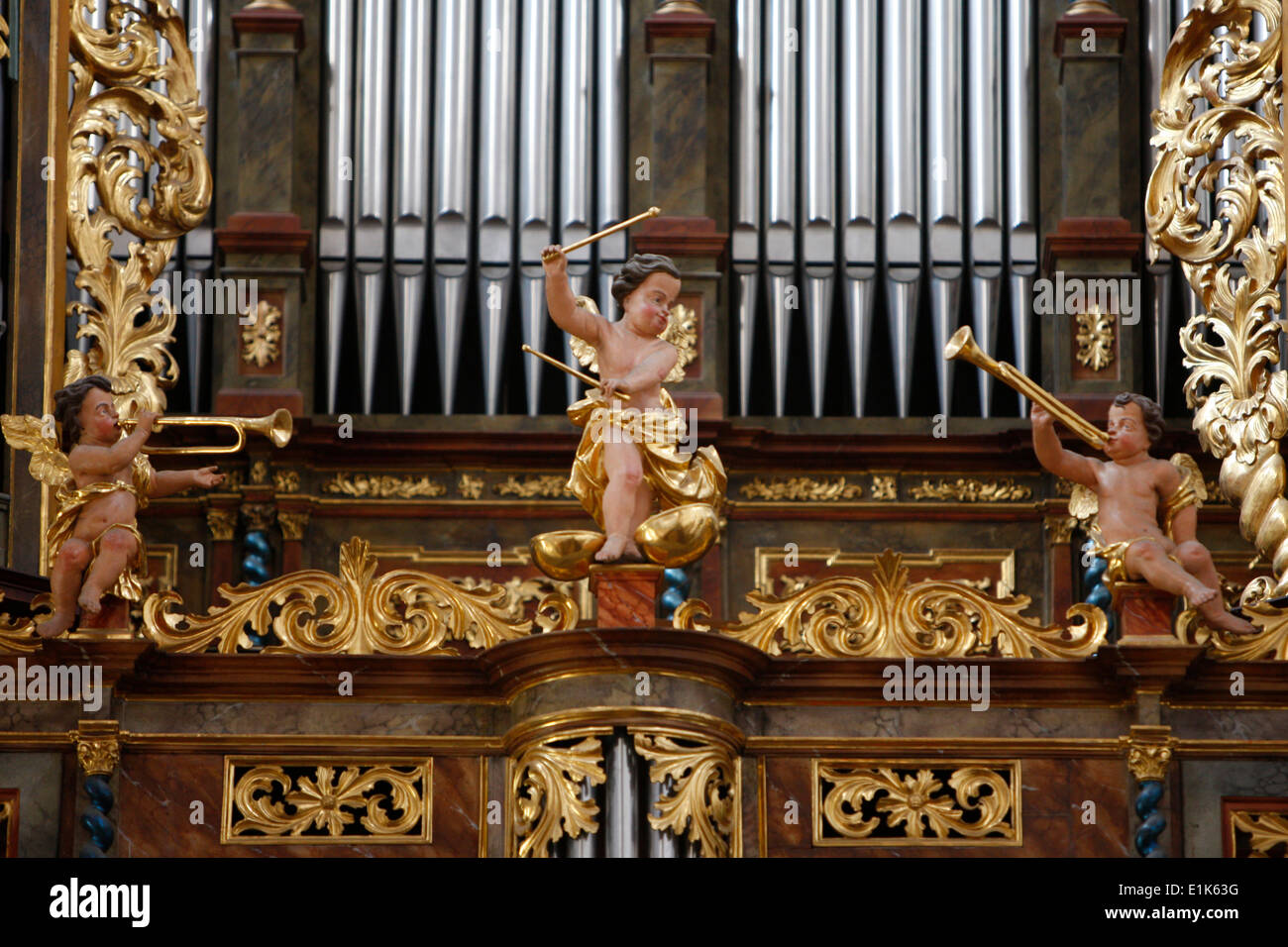 Gottweig abbaye bénédictine. Orgue d'église et les anges. Banque D'Images