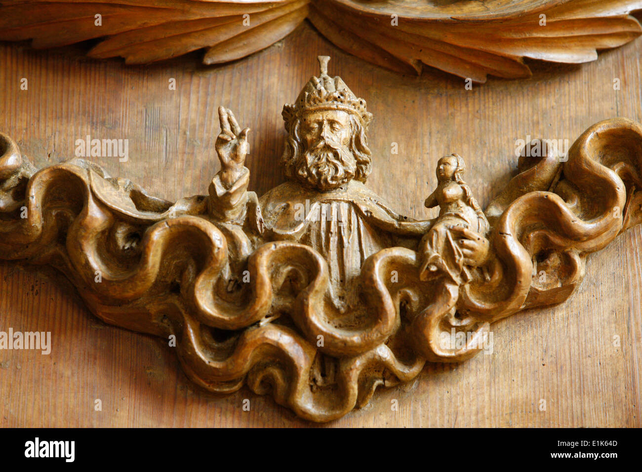 Mauer bei Dresden Église. Autel sculpté, 1509. Dieu et la Vierge Marie Banque D'Images