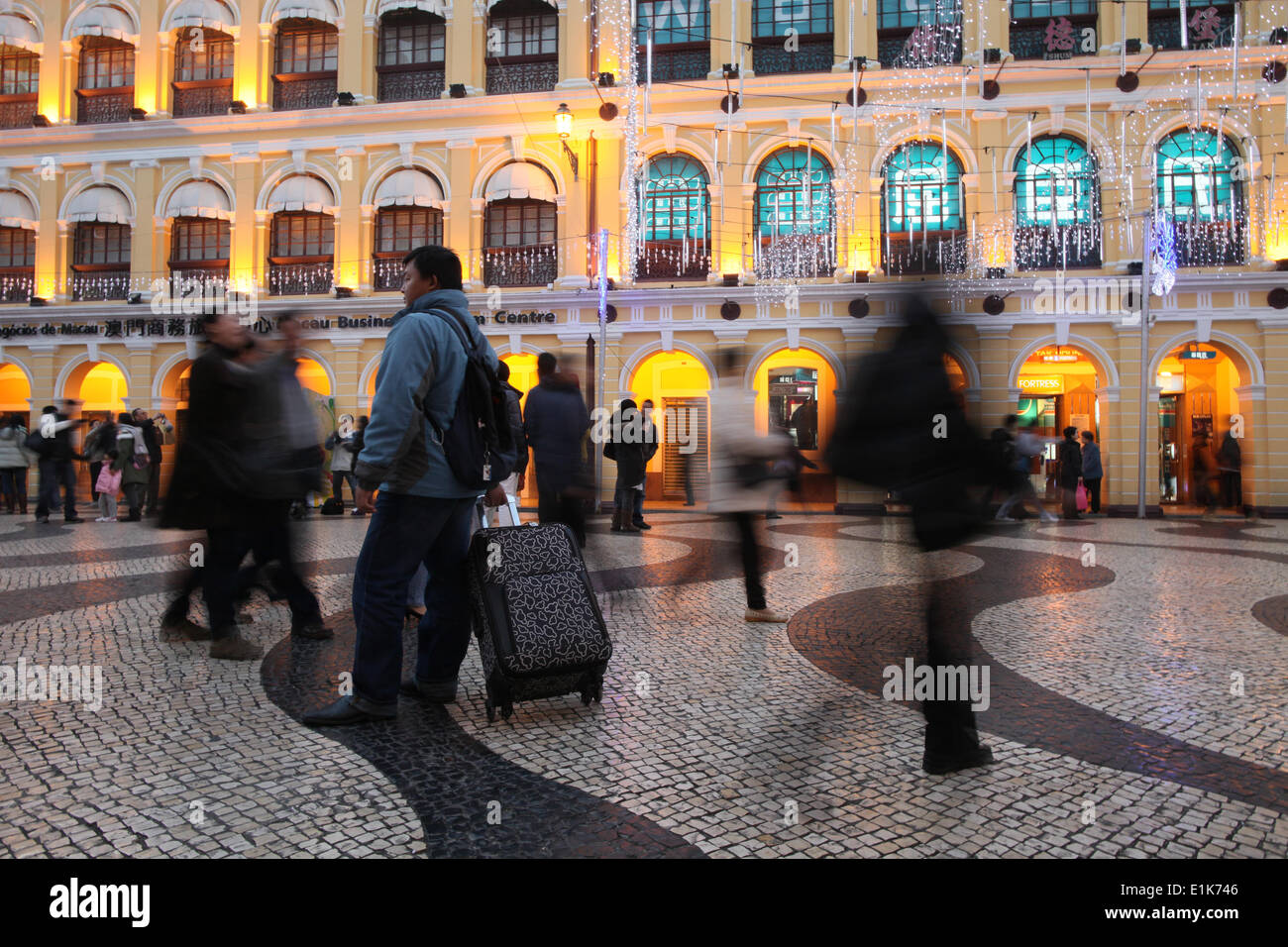 Largo do Senado Square de nuit. Banque D'Images