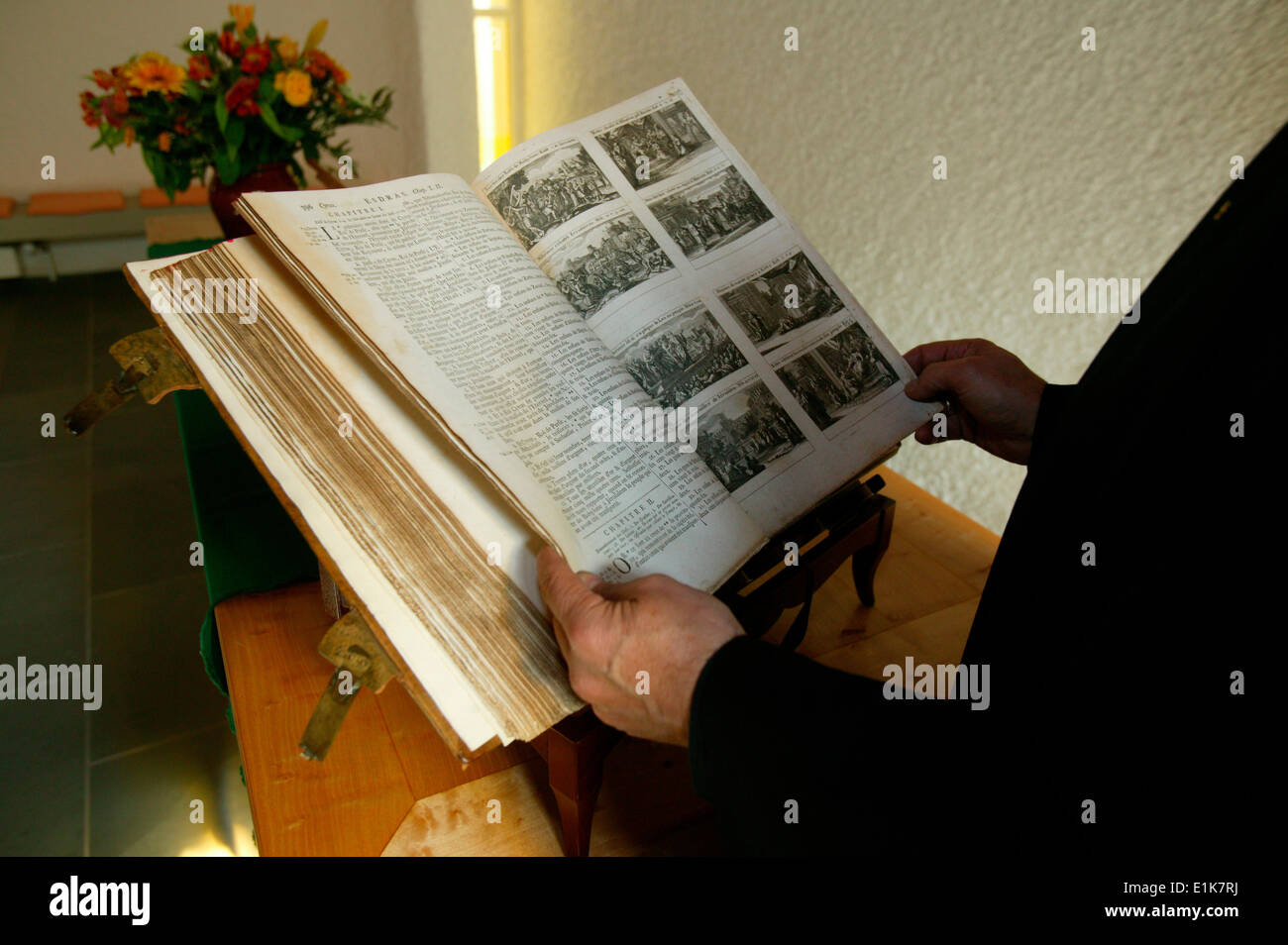 Vieille Bible Banque D'Images