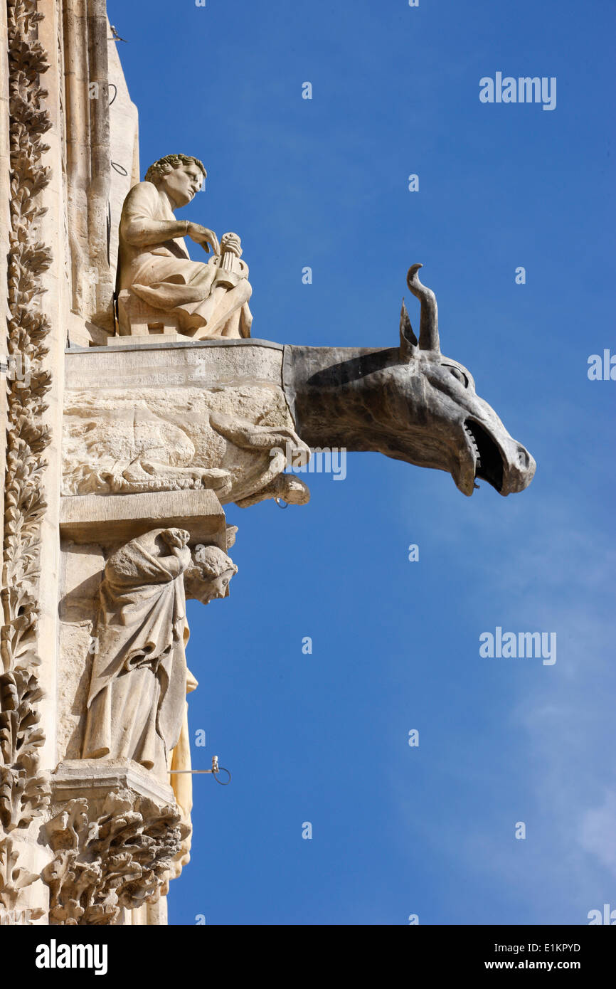 Gargouille de la cathédrale de Reims Banque D'Images