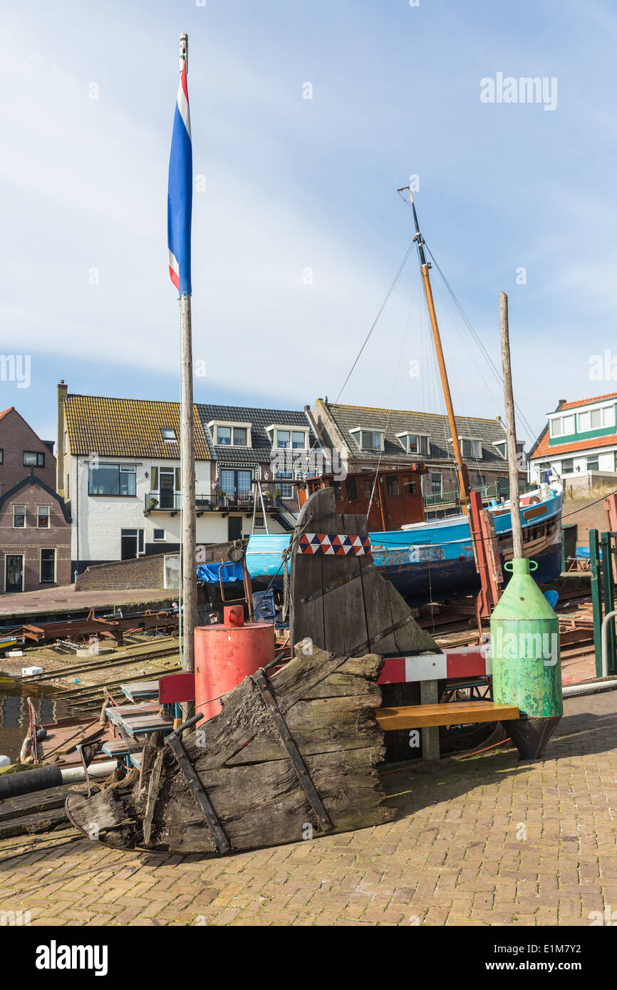 Chantier néerlandais d'Urk avec les bateaux de pêche historique Banque D'Images