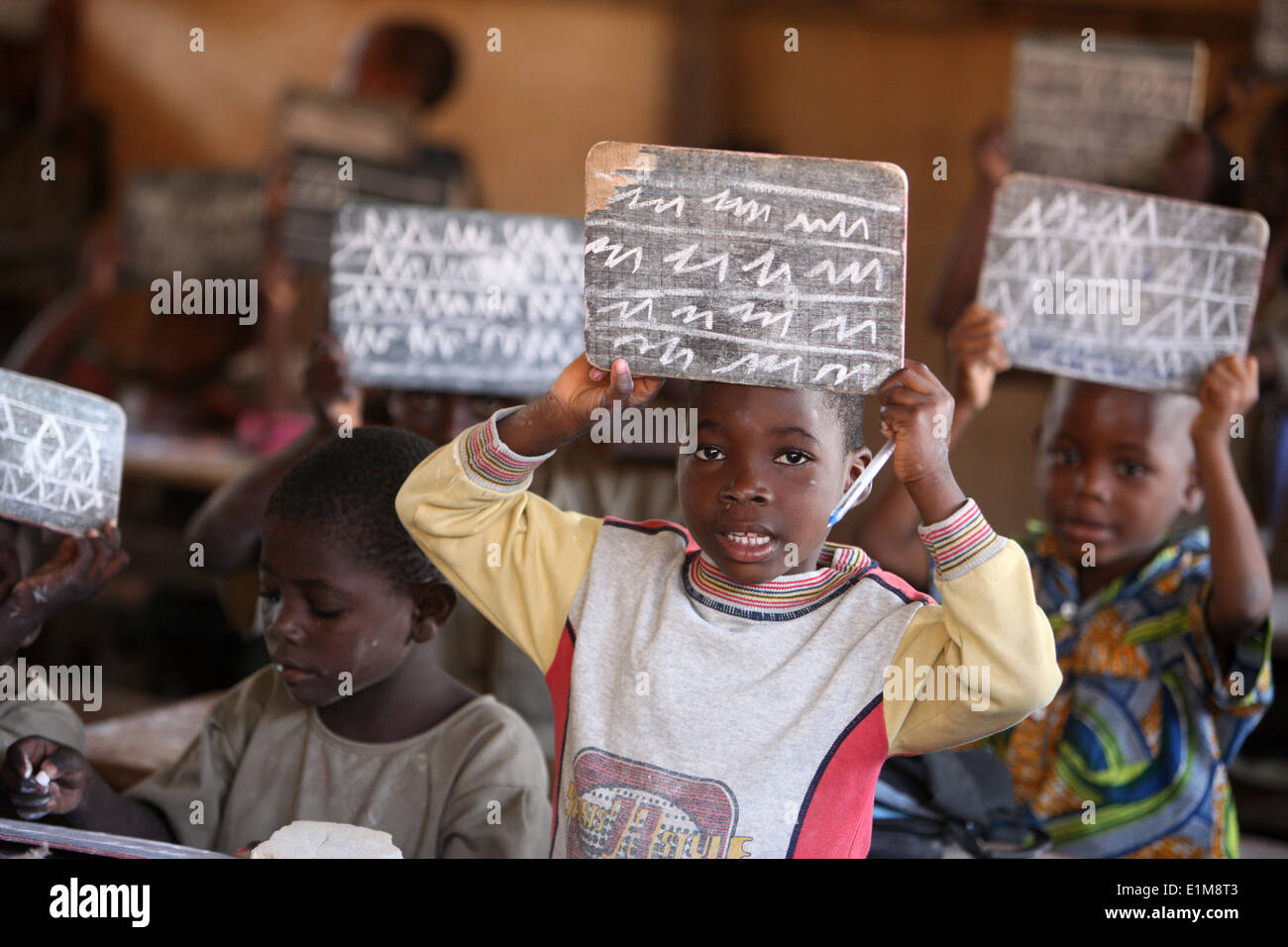 L'école primaire en Afrique. Banque D'Images