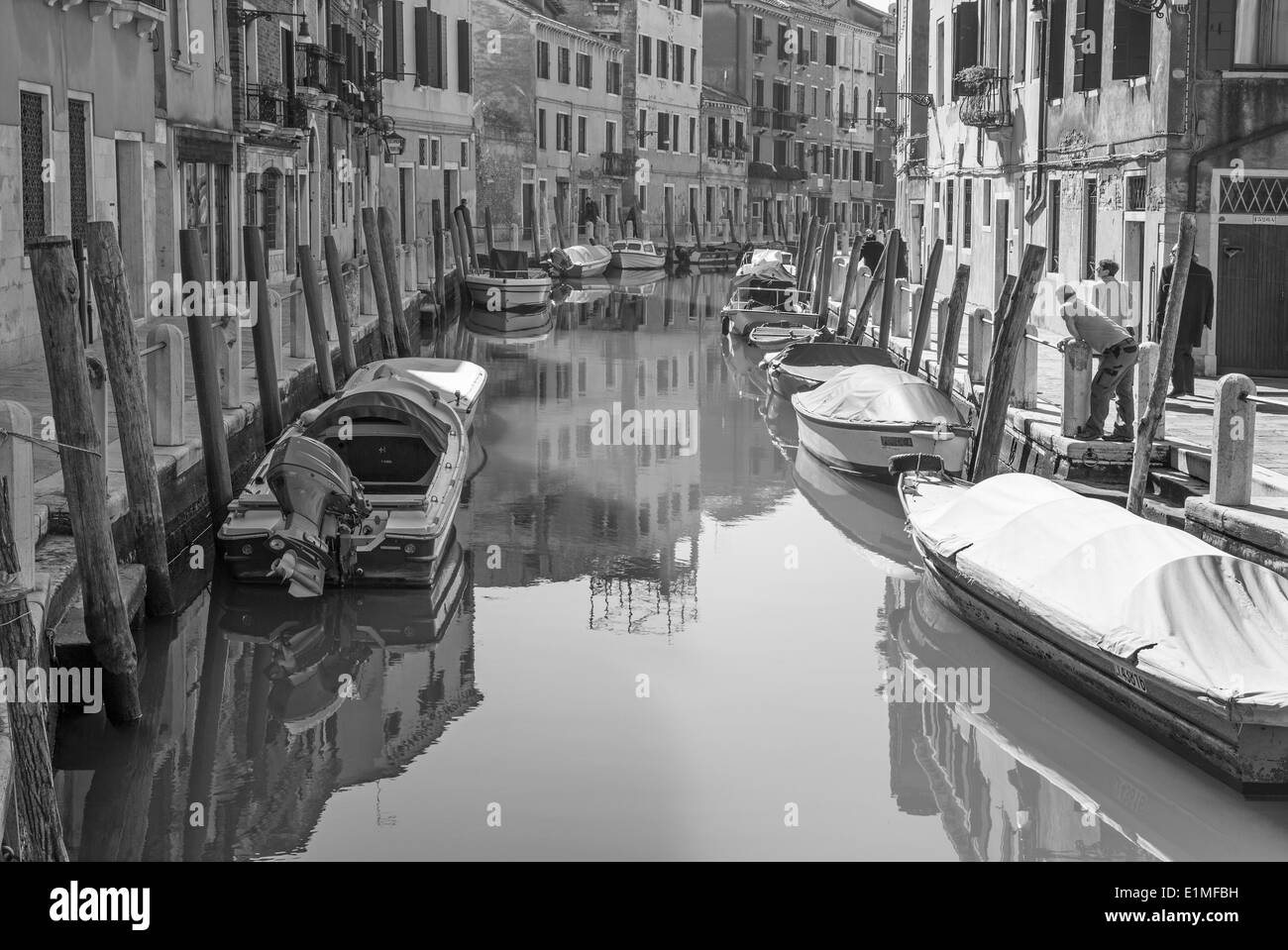 Venise, Italie - 12 mars 2014 : Fondameneta delle Eremite street et canal Rio delle Eremite Banque D'Images