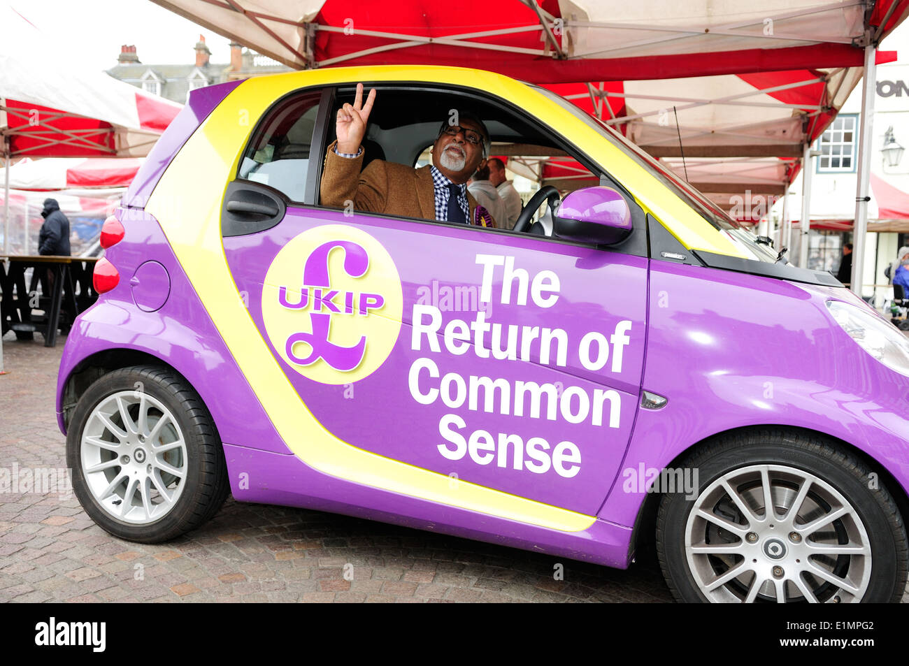 Le 05 juin 2014 pour l'élection partielle de Newark .parti UKIP . Amjad Bashir MEP . Banque D'Images