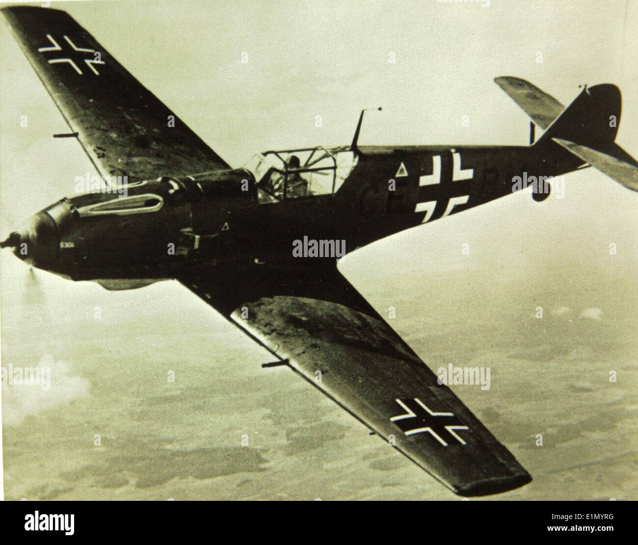 Le Messerschmitt Bf 109b, l'un des premiers modèles de l'emblématique chasseur allemand de la seconde Guerre mondiale, a été introduit à la fin des années 1930 Cet avion joua un rôle central dans la domination de la Luftwaffe dans les premières batailles aériennes et était connu pour sa vitesse, son agilité et sa puissance de feu. Banque D'Images