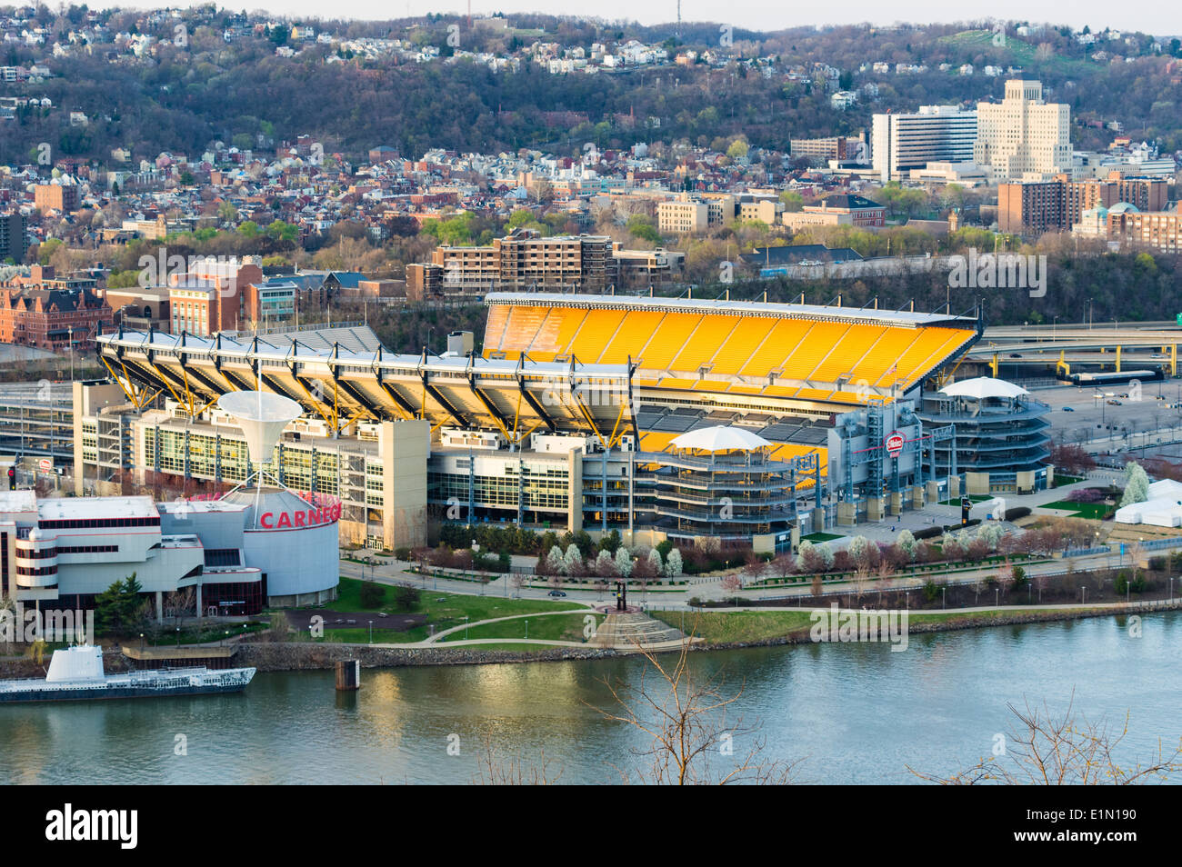 Heinz Stadium et l'Allegheny et l'Ohio. Pittsburgh en Pennsylvanie Banque D'Images