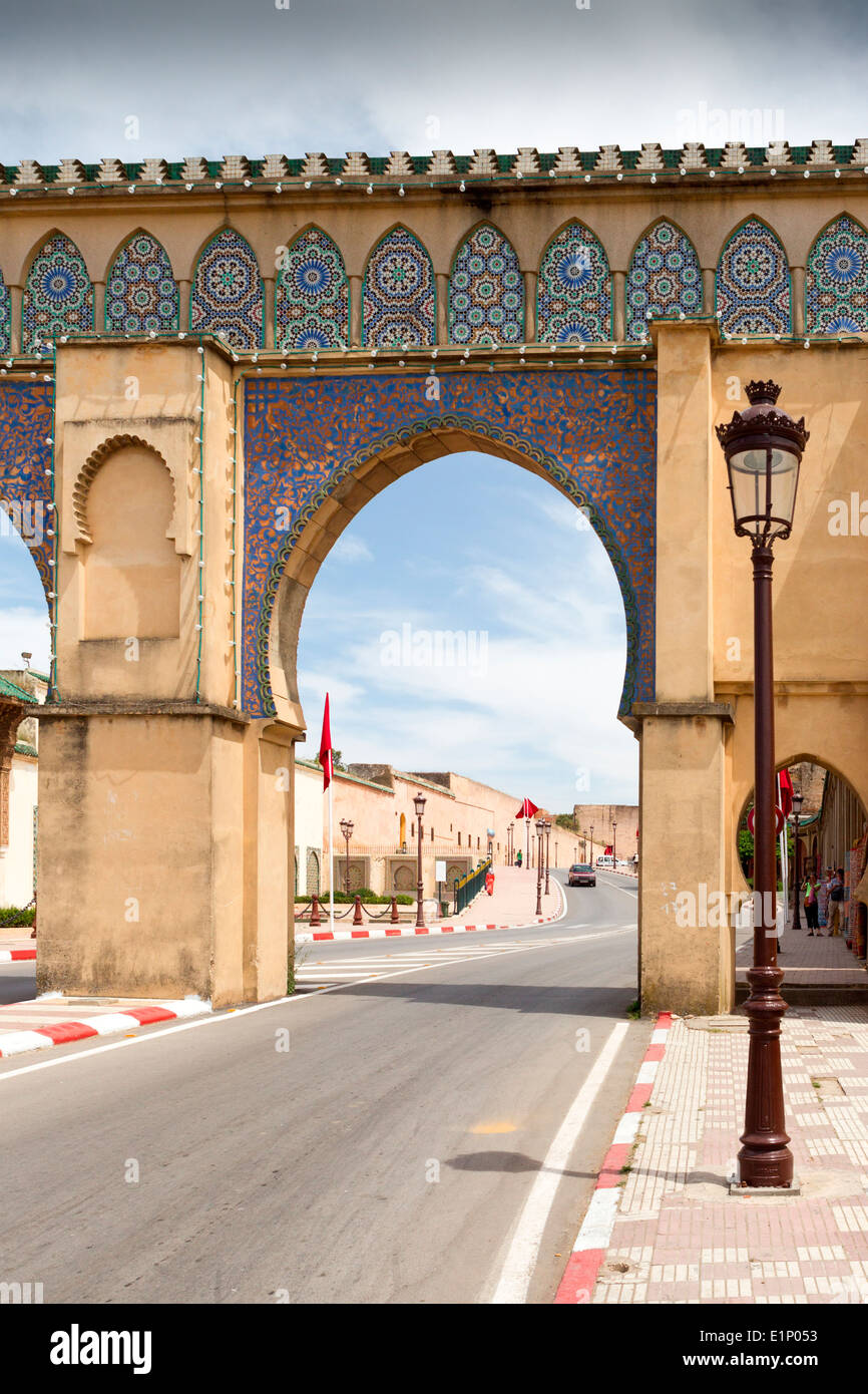 Vue de Bab er Rih, porte des vents à Meknes, Maroc. Banque D'Images