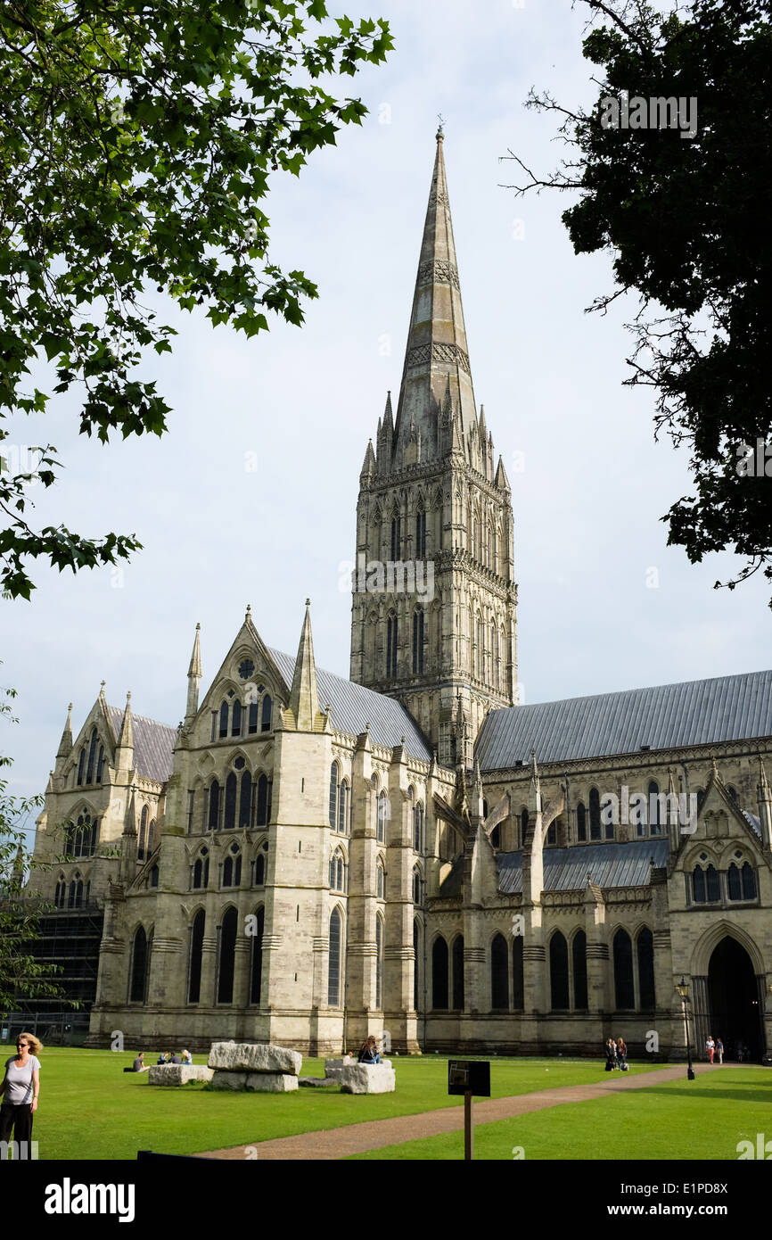 La cathédrale de Salisbury dans le Wiltshire, Royaume-Uni. Banque D'Images