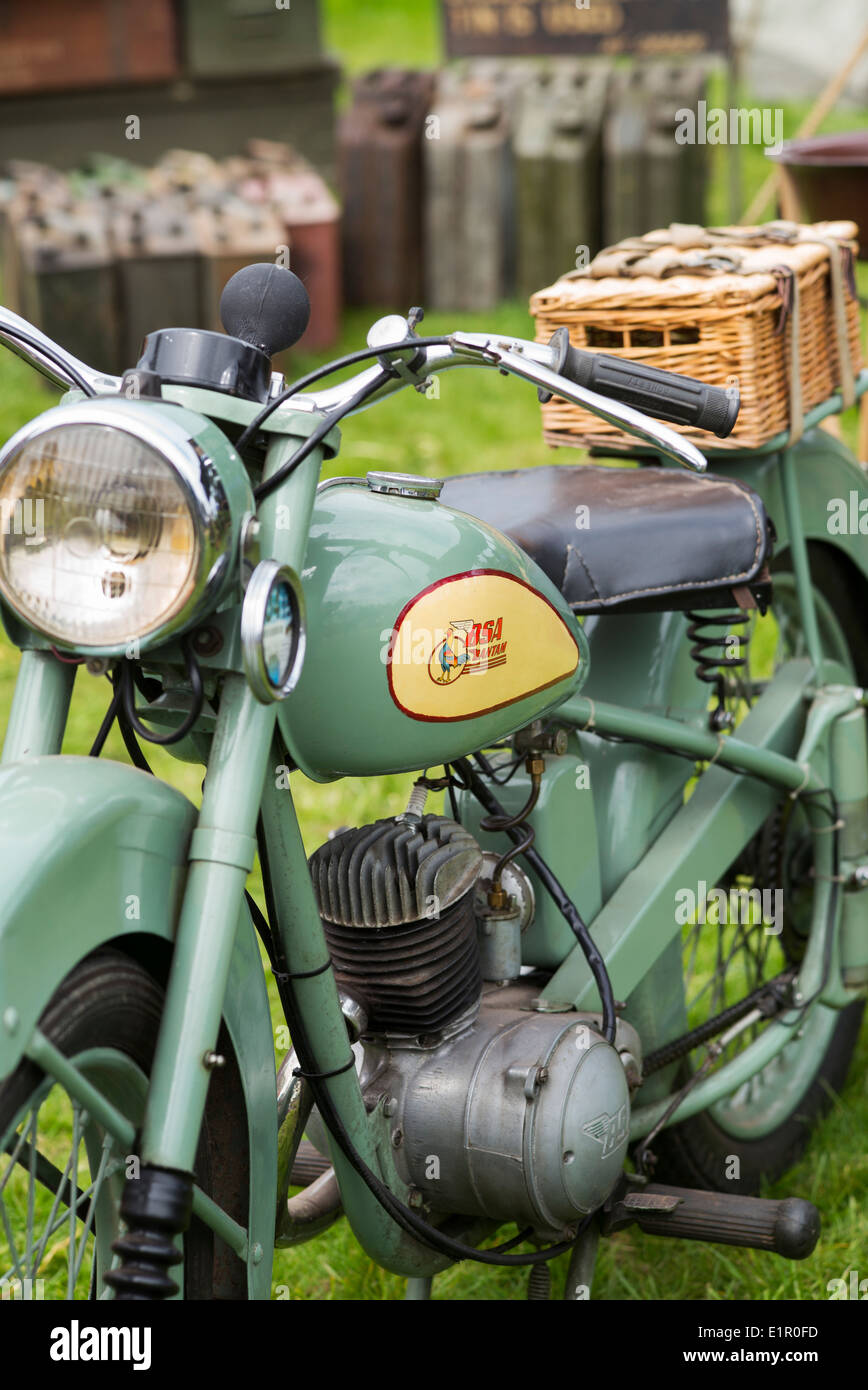 BSA Bantam. Moto britannique classique à un nostalgique et vintage show. UK Banque D'Images