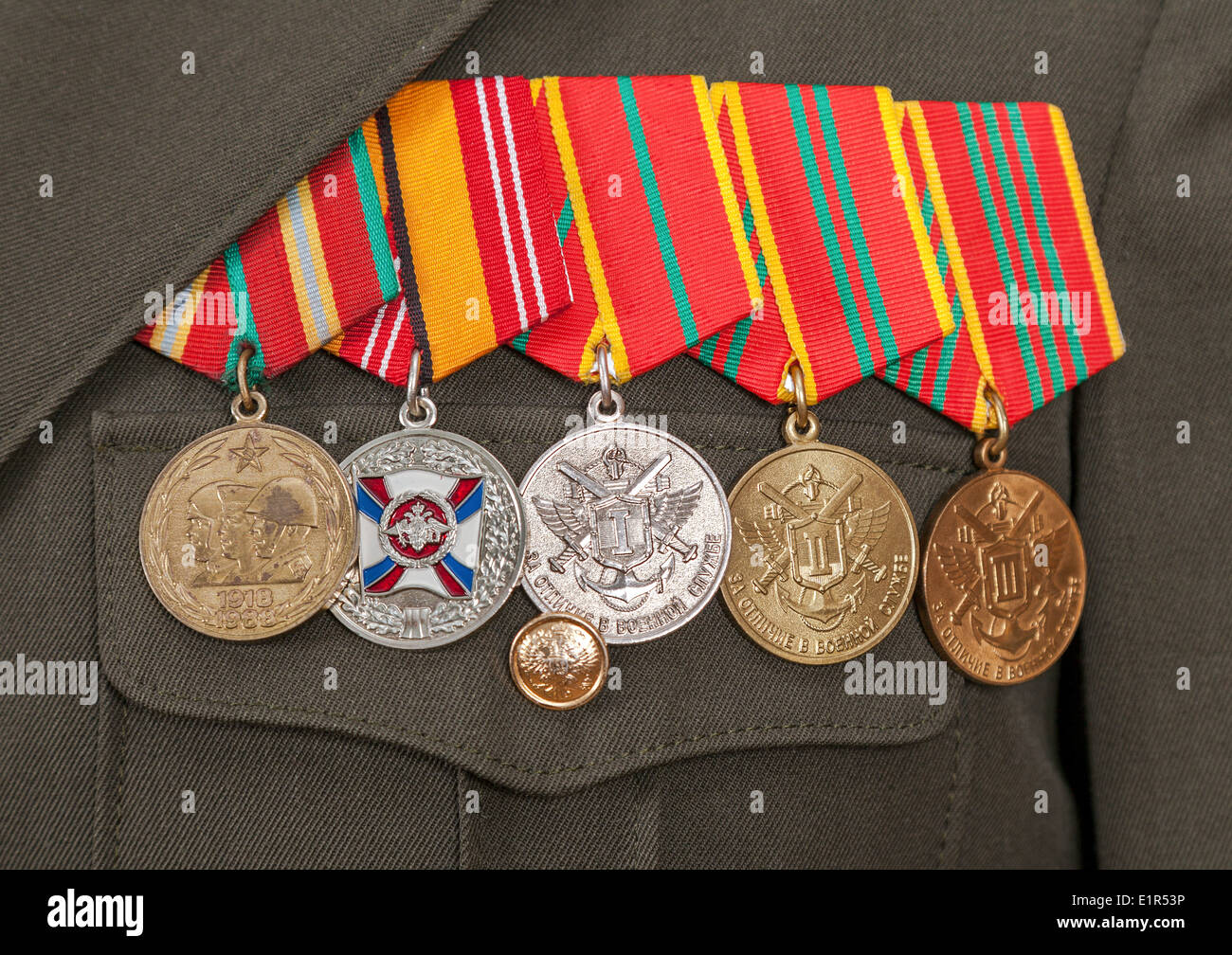 Différents prix et médailles sur l'uniforme militaire russe Banque D'Images