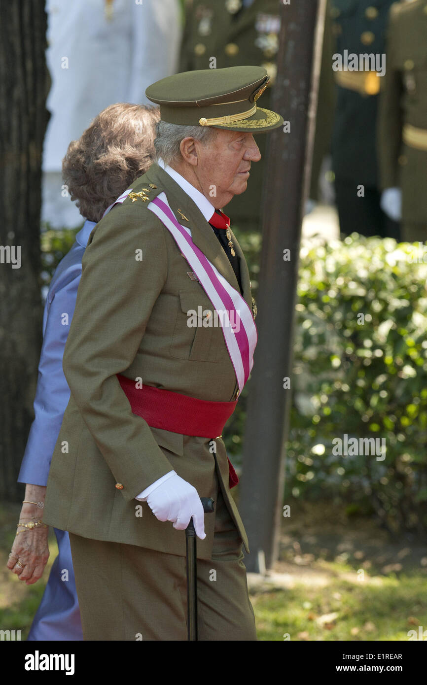 Madrid, Espagne. 8 juin, 2014. Roi d'Espagne Juan Carlos et la Reine Sofia lors d'assister à un hommage aux soldats tombés au cours de la journée des forces armées à Madrid le 8 juin 2014.Photo : Oscar Gonzalez/NurPhoto NurPhoto © Oscar Gonzalez//ZUMAPRESS. © ZUMA Press, Inc./Alamy Live News Banque D'Images