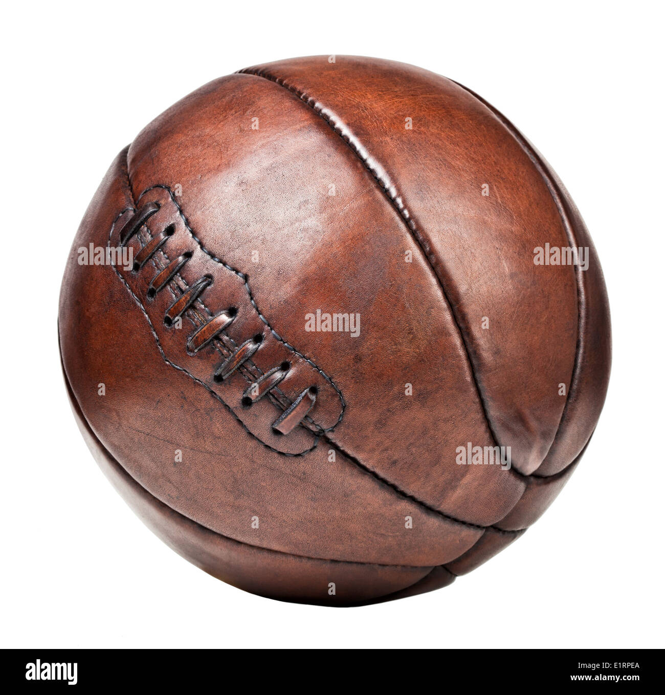Basket en cuir vintage isolé sur fond blanc Banque D'Images