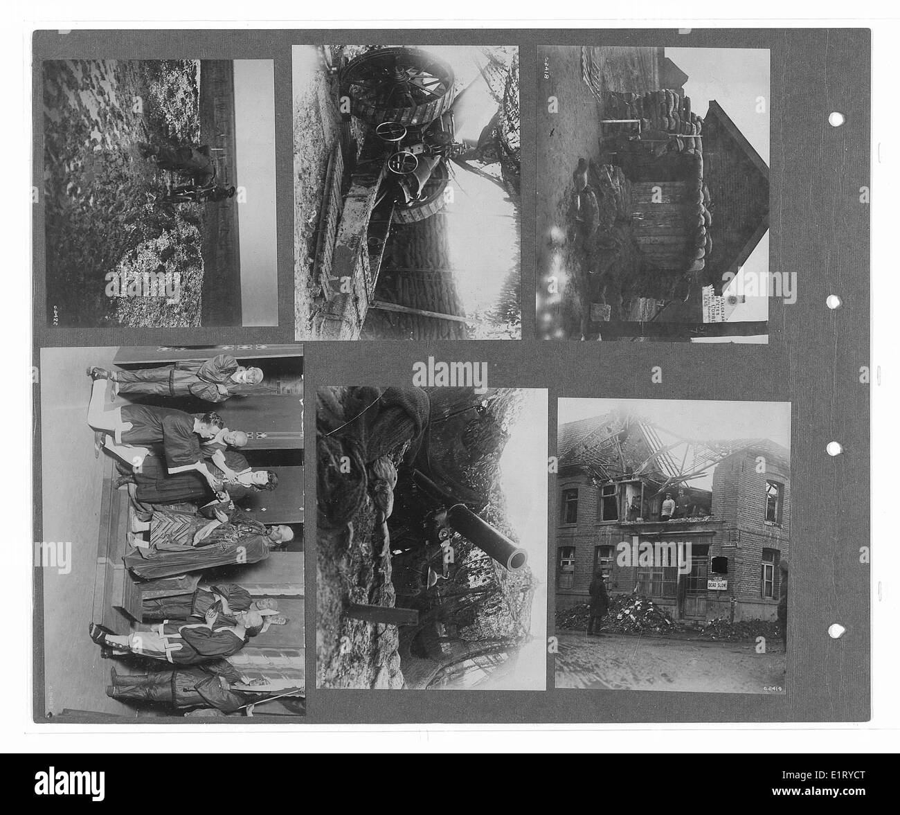 Des photographies documentant diverses unités militaires telles que le 15e Sikhs, le 18e Lancers, et 2/2 Gurkhas, y compris des scènes près de Merville et St Floris pendant la première Guerre mondiale, des personnalités notables comme Sir Partab Singh et le major Watt sont présentées. Les images capturent les activités liées à la guerre et les contributions du corps indien et d'autres unités. Banque D'Images