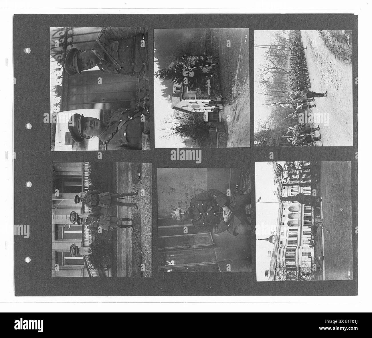 Ce volume poursuit la documentation du Fonds des monuments commémoratifs de guerre du Canada sur la première Guerre mondiale avec des photographies supplémentaires du 15e Sikhs, du 18e Lancers et du 9e Gurkhas. Les images fournissent un aperçu supplémentaire des expériences des soldats et des opérations militaires sur le front occidental. Banque D'Images