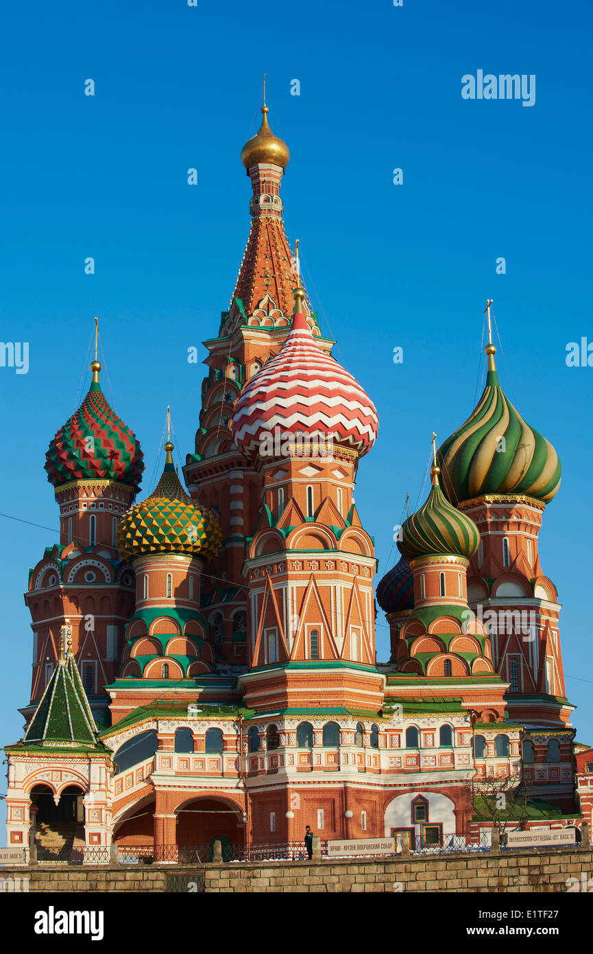 La Russie, Moscou, la Place Rouge, la Cathédrale St Basile Banque D'Images