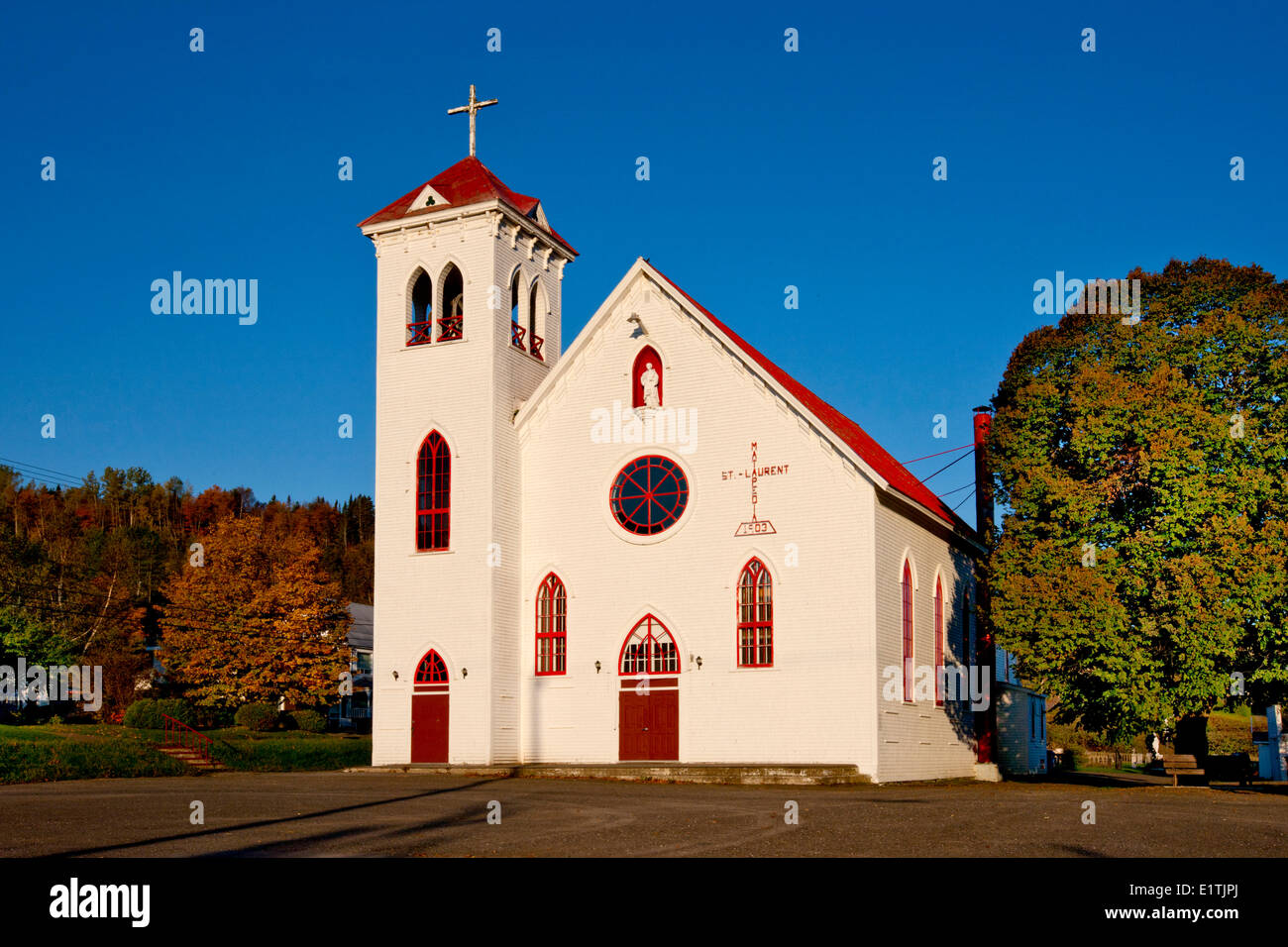 L'église St-Laurent, Matapédia, Québec, Canada Banque D'Images