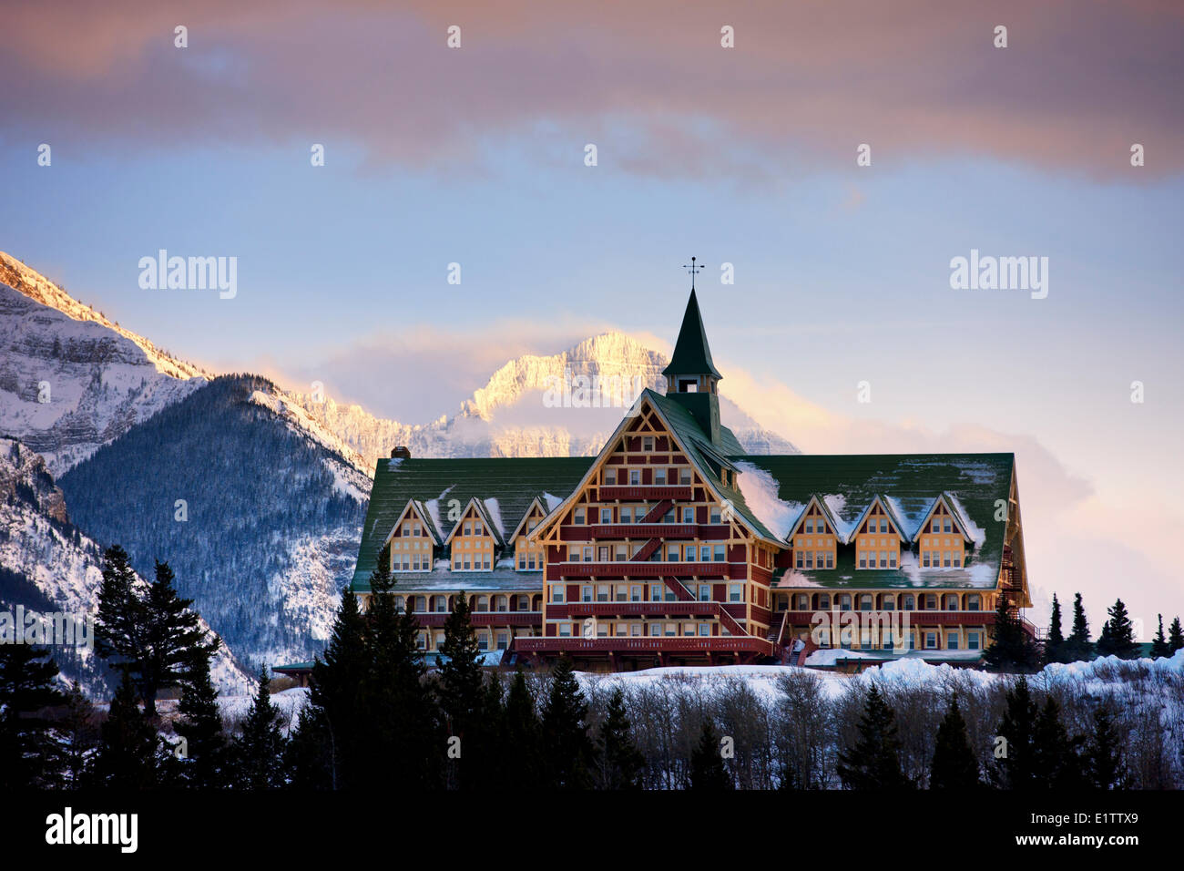 Hôtel Prince de Galles Lieu historique national en Waterton Lakes National Park, Alberta, Canada Banque D'Images