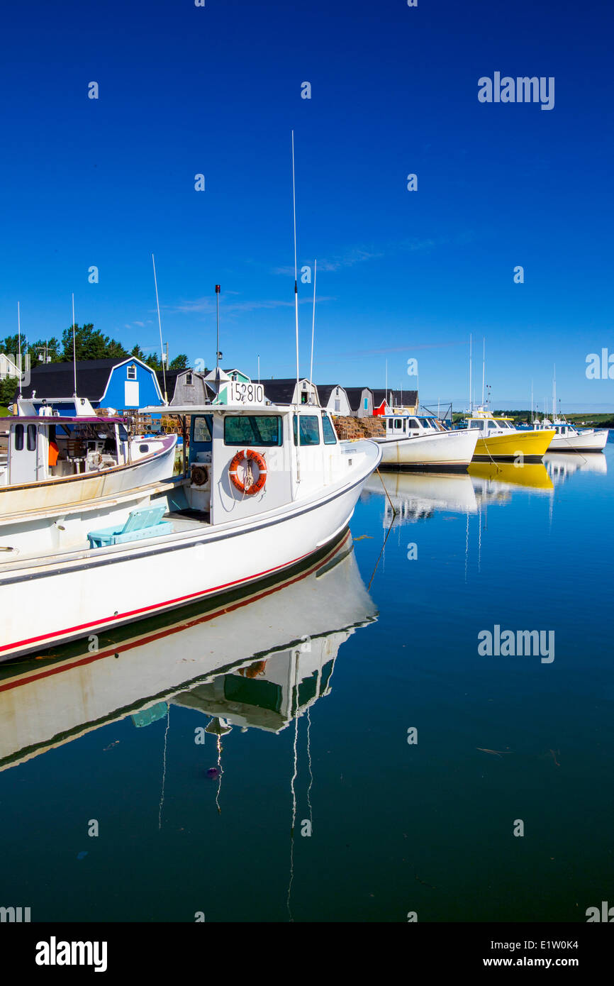 Des bateaux de pêche, quai de la rivière des Français, Prince Edward Island, Canada Banque D'Images