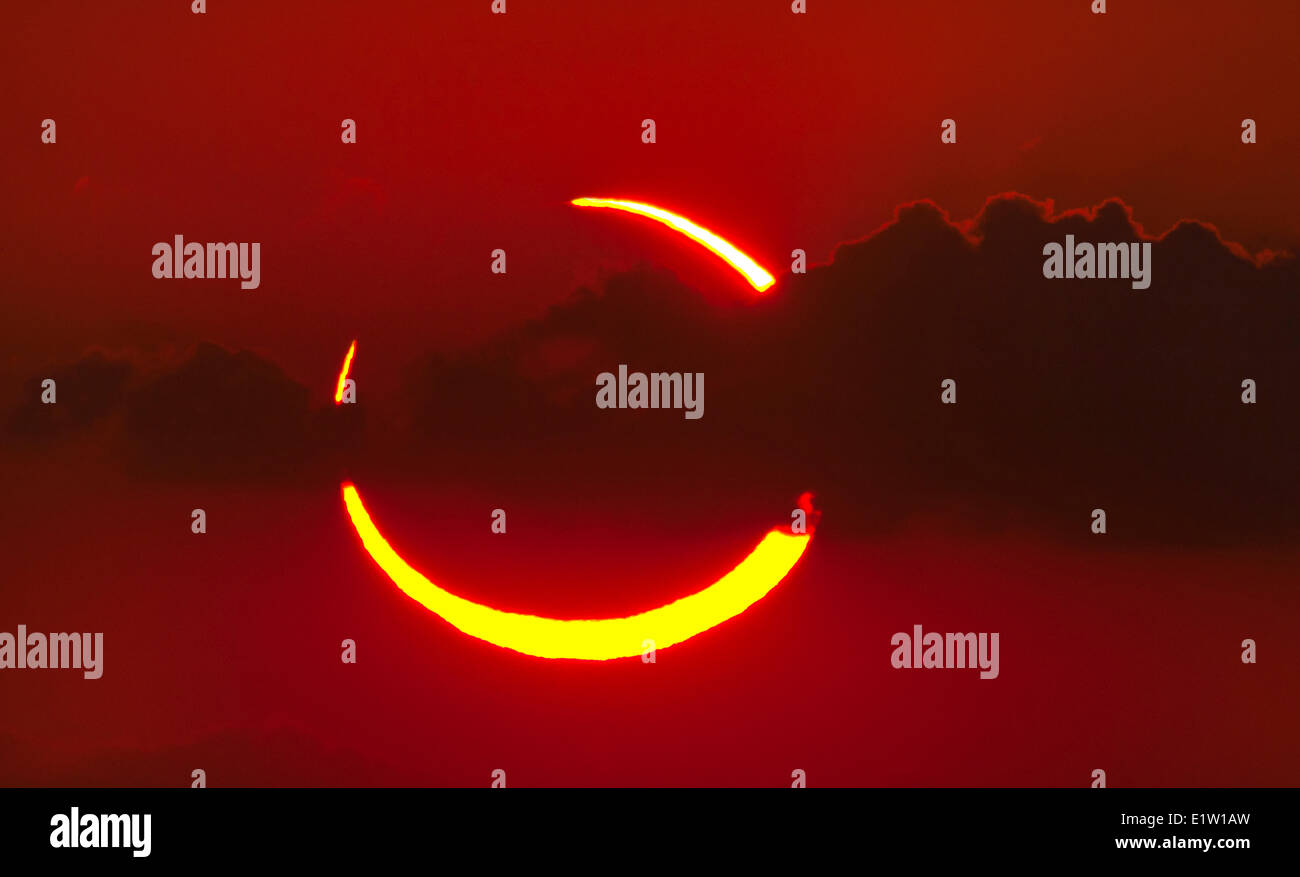 L'éclipse annulaire du 20 mai 2012. Photographié au coucher du soleil de l'ouest du Texas. Banque D'Images