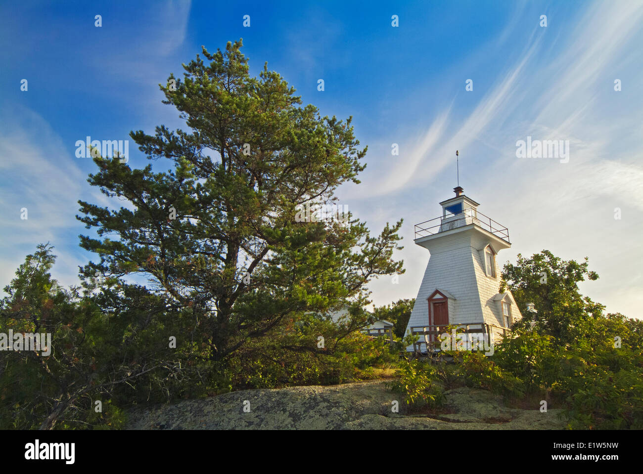 Le Tomahawk Lighthouse Museum sur les rives du lac des Bois, Morson, Ontario, Canada Banque D'Images