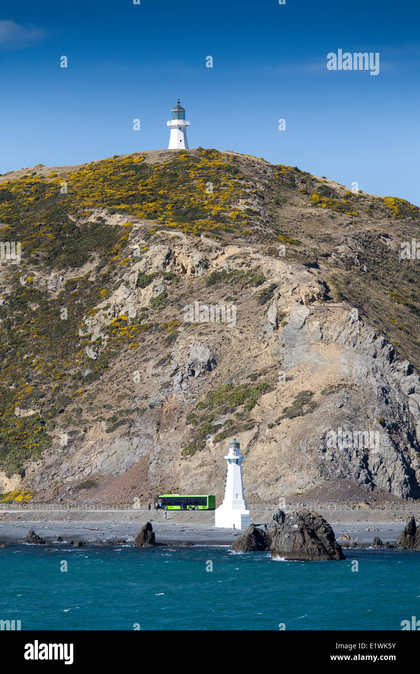 Pencarrow Head Lighthouse (ci-dessus) dans la région de Wellington en Nouvelle-Zélande a été premier phare permanent Banque D'Images