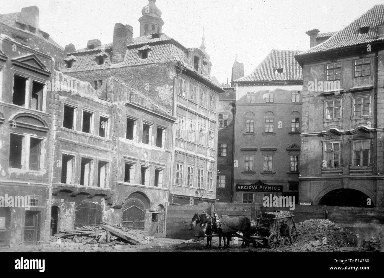 Quartier juif de Prague, l'ancien ghetto juif de la vieille ville. c. 1920. L'Autriche-Hongrie Banque D'Images