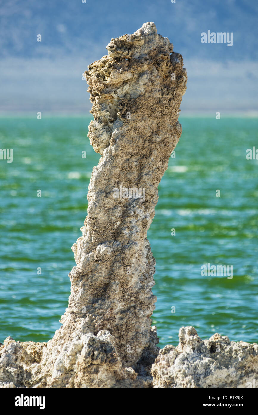 Tour de tuf au lac Mono en Californie Banque D'Images