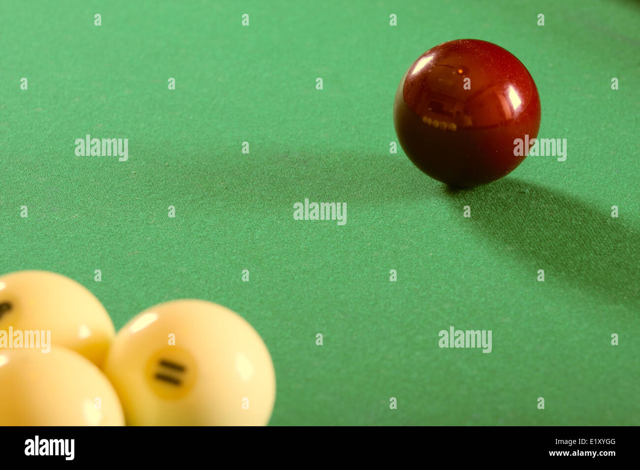 Boule de billard rouge Banque D'Images