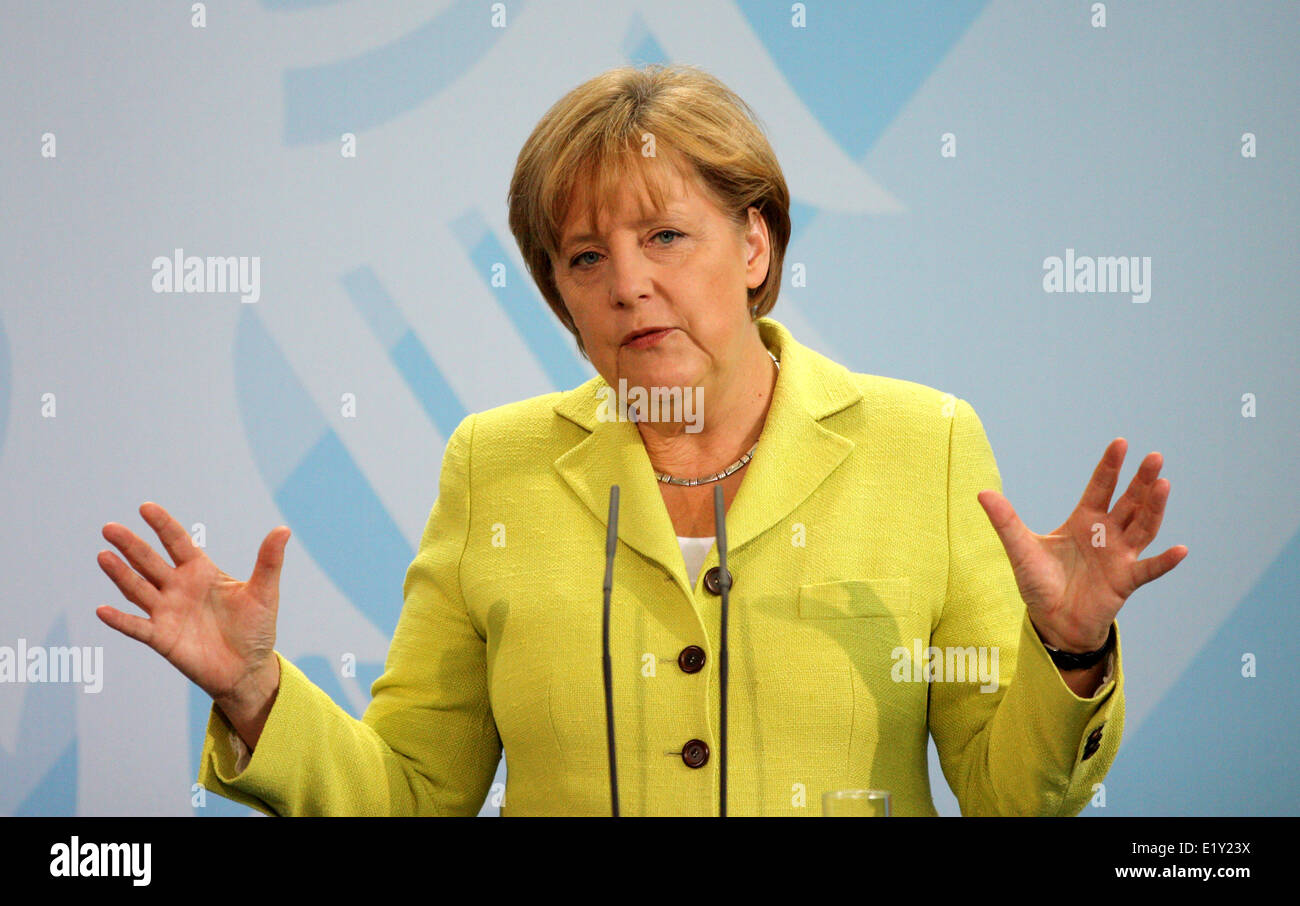 La chancelière allemande Angela Merkel lors de la conférence de presse à l'occasion de la 1ère consultation intergouvernementale sino-allemande le 28 juin en 2011. Banque D'Images