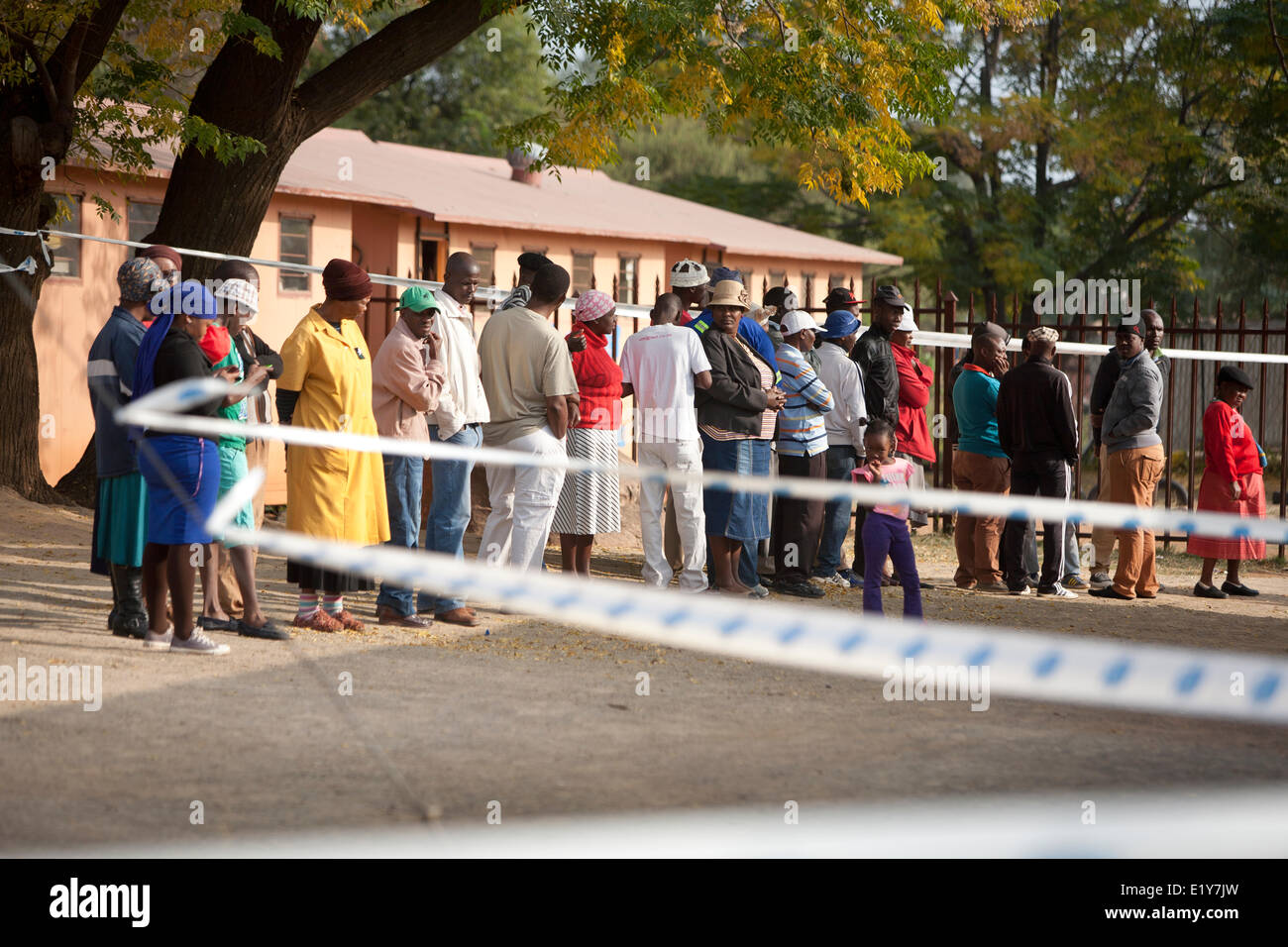 On vote à l'école primaire en Maruatana Wonderkop à Marikana. 07/05/14 photo : Oupa Nkosi Banque D'Images