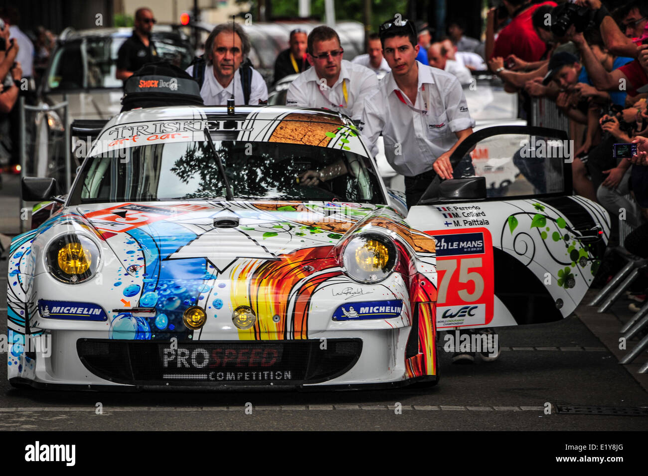 Le Mans, France. 10 Juin, 2014. # 75 PROSPEED COMPETITION (BEL) Porsche 911 GT3 RSR FRANÇOIS PERRODO (FRA) EMMANUEL COLLARD (FRA) MARKUS PALTTALA (FIN) au cours de l'accumulation d'activité pour le 2014 24 Heures du Mans, événement. Credit : Action Plus Sport/Alamy Live News Banque D'Images