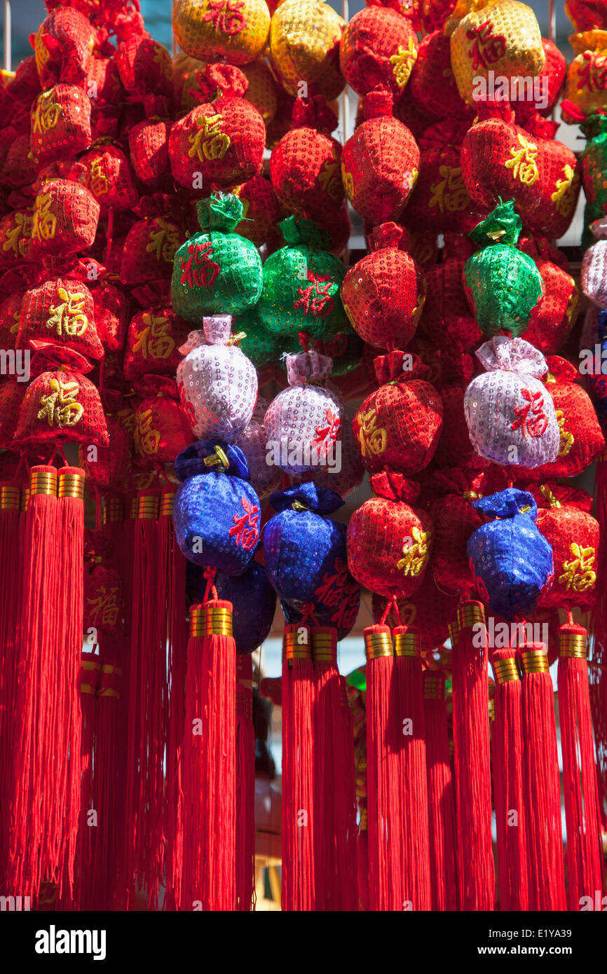 Décorations du Nouvel An chinois au marché Fa Yuen Street, Mongkok, Kowloon, Hong Kong Banque D'Images