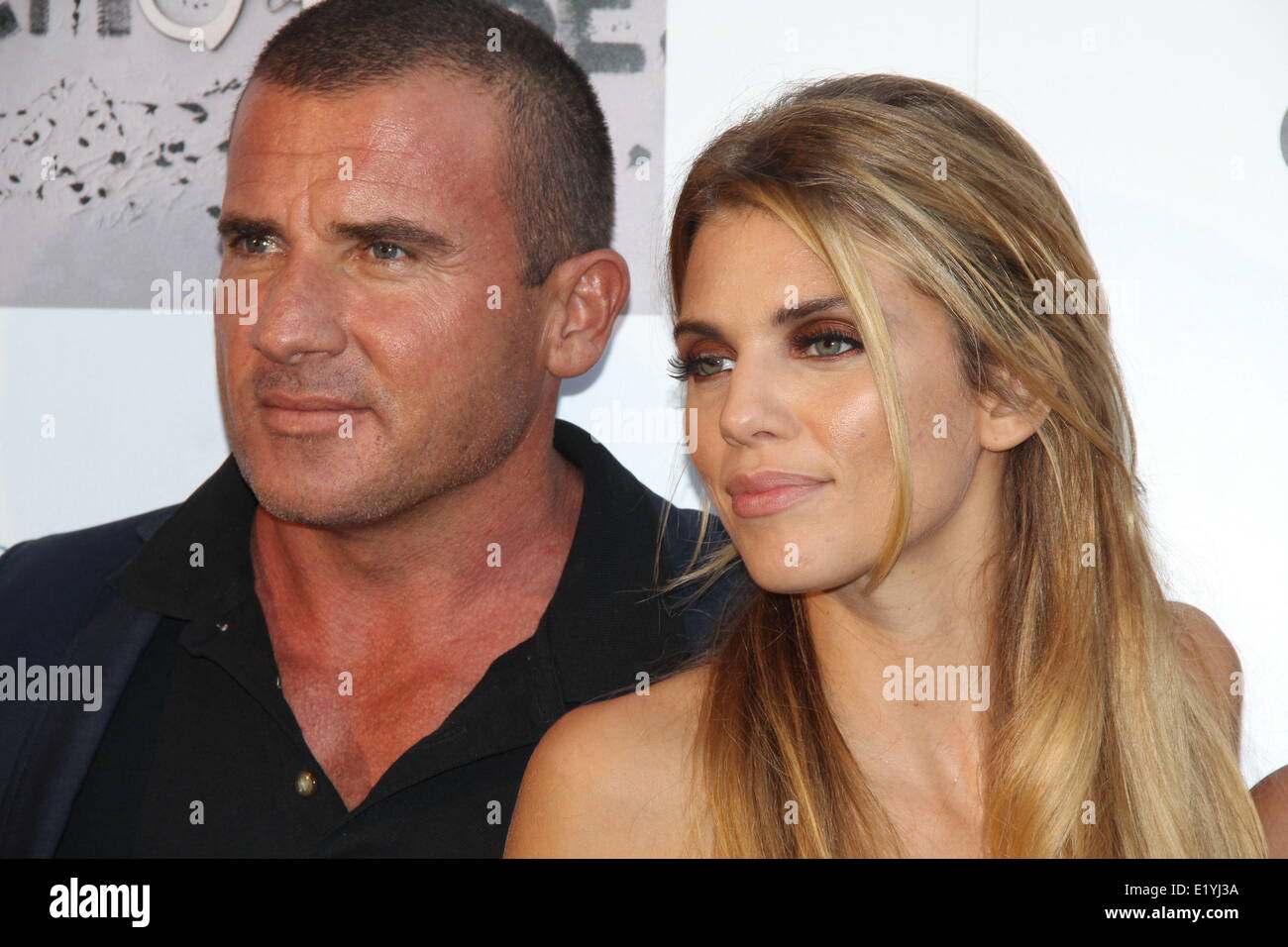 10 juin 2014 - Hollywood, Californie, États-Unis - J15683CHW.''JE CHOISIR'' Los Angeles Projection spéciale.Harmony Gold Theatre, Los Angeles, CA.06/10/2014.DOMINIC PURCELL ET ANNALYNNE MCCORD.Â©Clinton H. Wallace/Photomundo/ Photos inc (crédit Image : © Clinton Wallace/Photos/ZUMAPRESS.com) Globe Banque D'Images