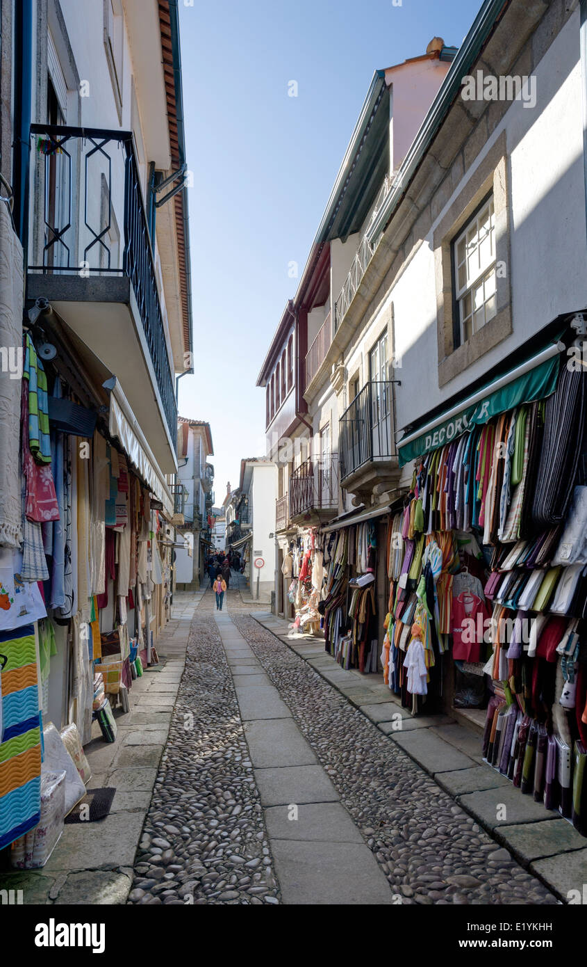 Le Portugal, le Minho, rue commerçante de Valença do Minho, Banque D'Images