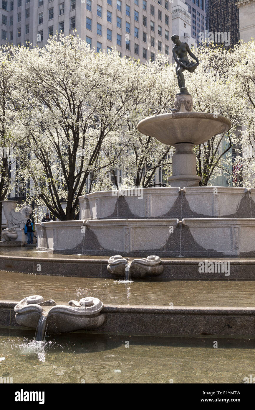 Fontaine de Pulitzer, Grand Army Plaza, New York, USA Banque D'Images