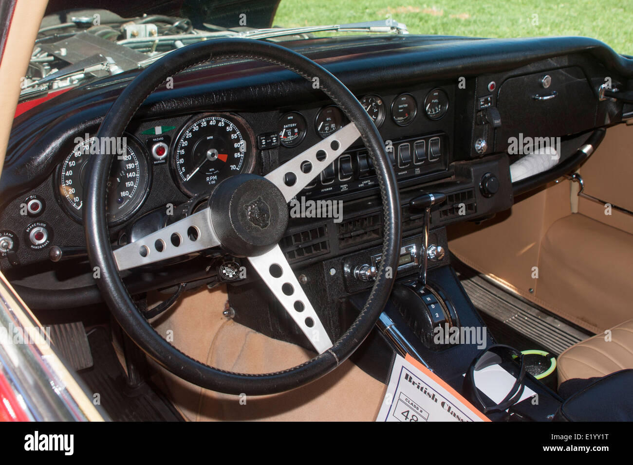 L'intérieur d'une voiture de sport vintage britannique Banque D'Images