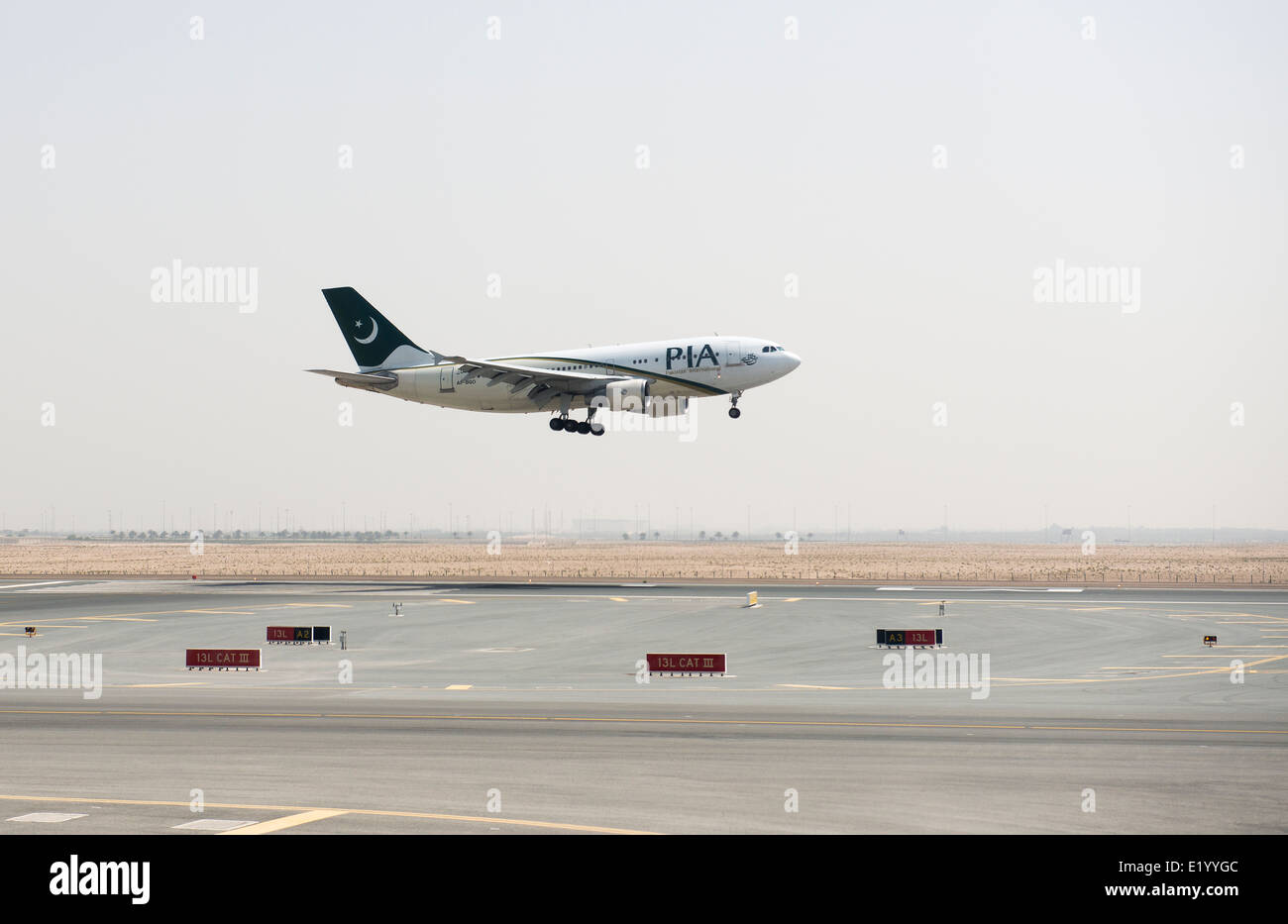 PIA - Pakistan International airplane landing. Banque D'Images