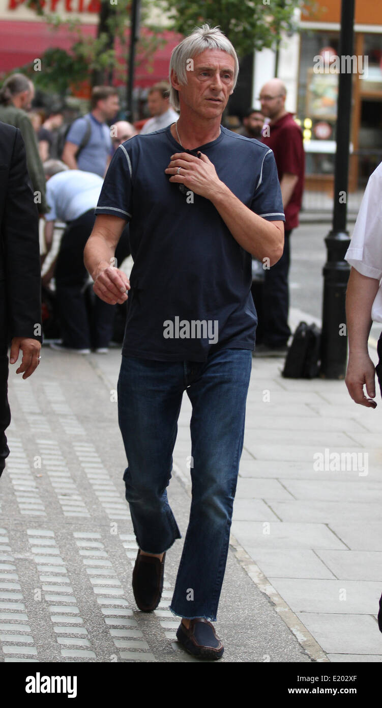 Londres, Royaume-Uni, 11 juin 2014. Paul Weller vu quitter la BBC Radio 2 studio de Londres, UK Banque D'Images