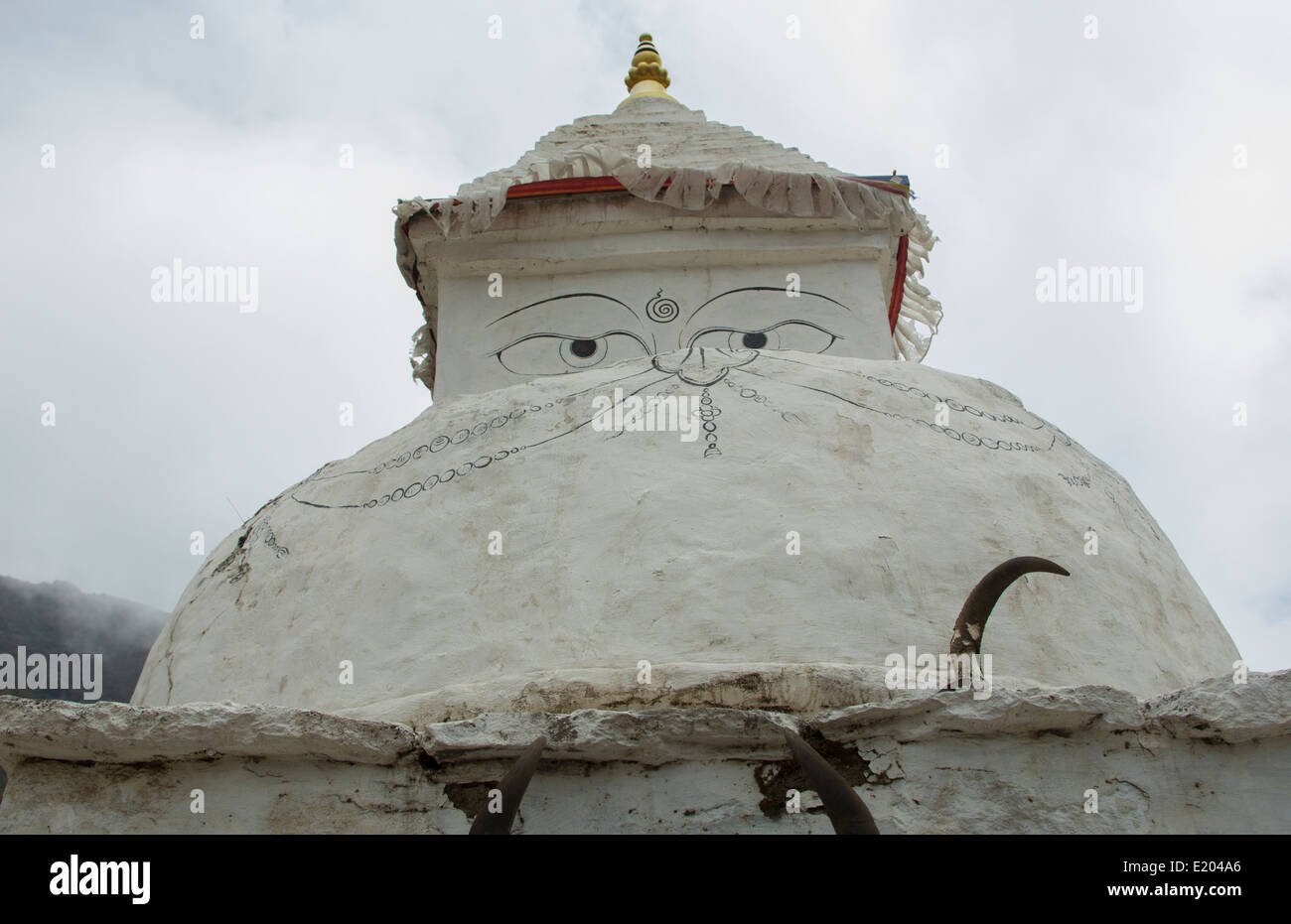 Le Népal est un stupa dans Namche Bazarre distant de Solukhumbu Mt Everest Banque D'Images