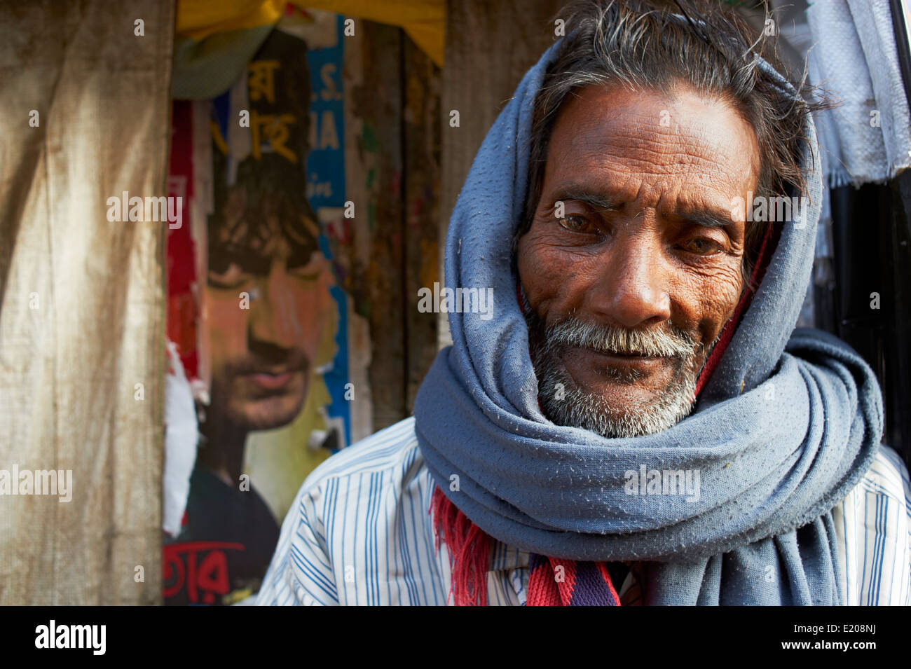 L'Inde, le Bengale occidental, Calcutta, Calcutta, rickshaw man on the street Banque D'Images