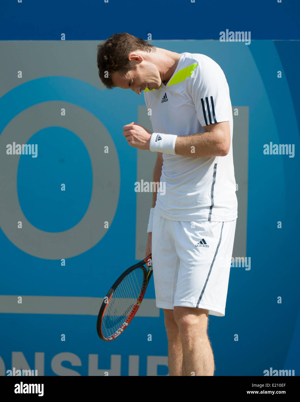 Londres, Royaume-Uni. 12 Juin, 2014. Andy Murray [FRA] en action contre Radek Stepanek [CZE] au cours de la quatrième journée de l'Aegon Championships du Queens Club. Murray a été battu en 5 sets. Credit : Action Plus Sport Images/Alamy Live News Banque D'Images